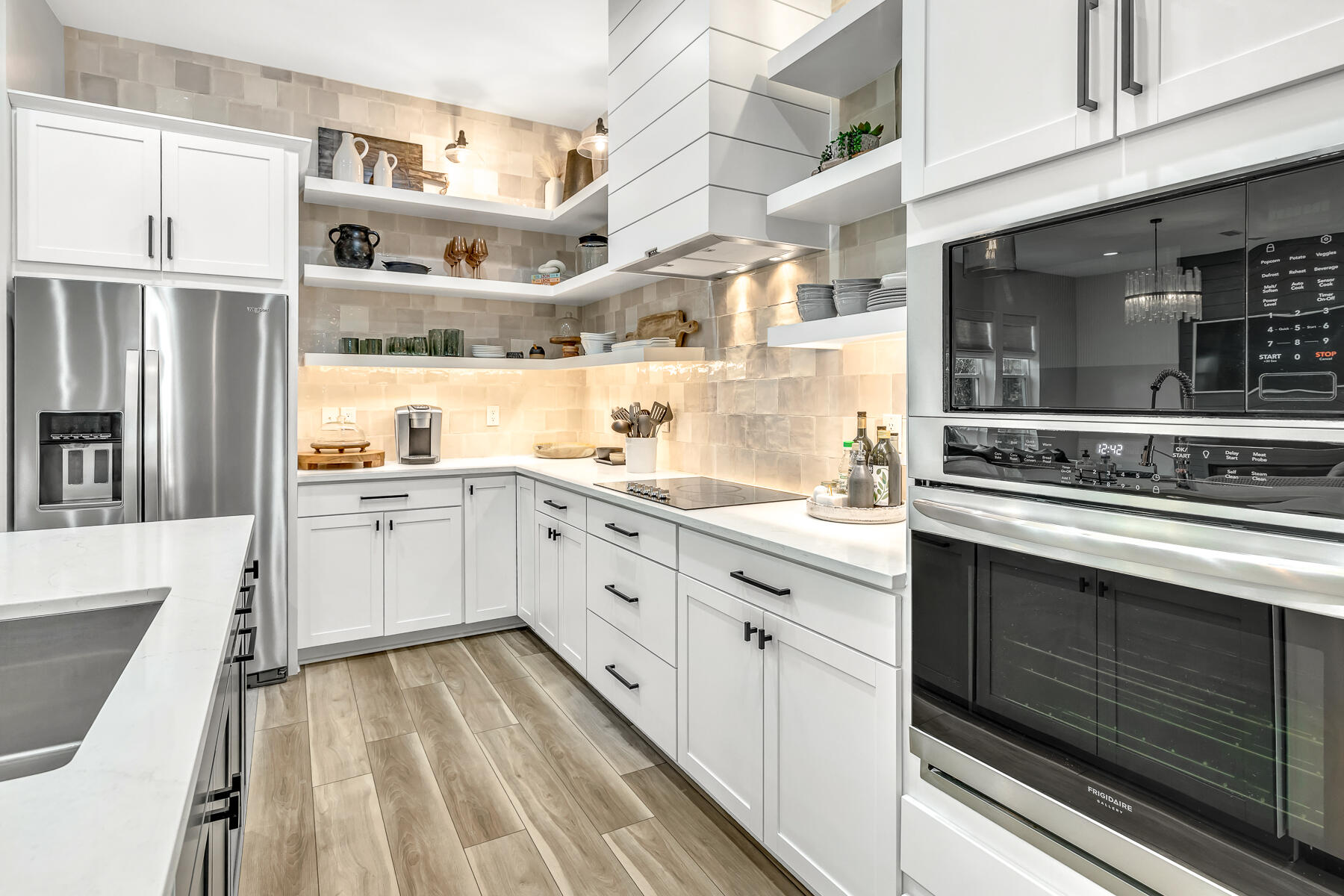 HIDDEN GROVE - Residential