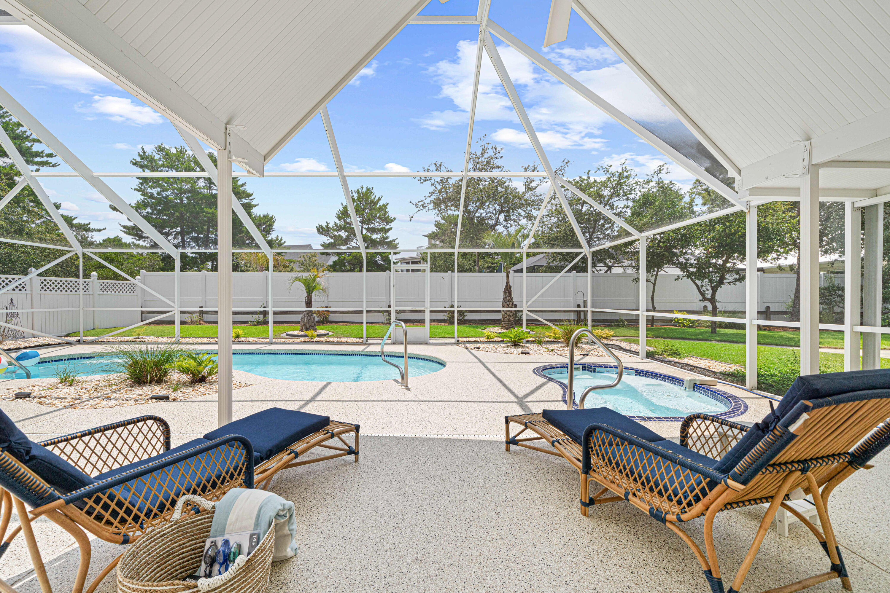 SANTA ROSA RIDGE UNIT 1 - Residential