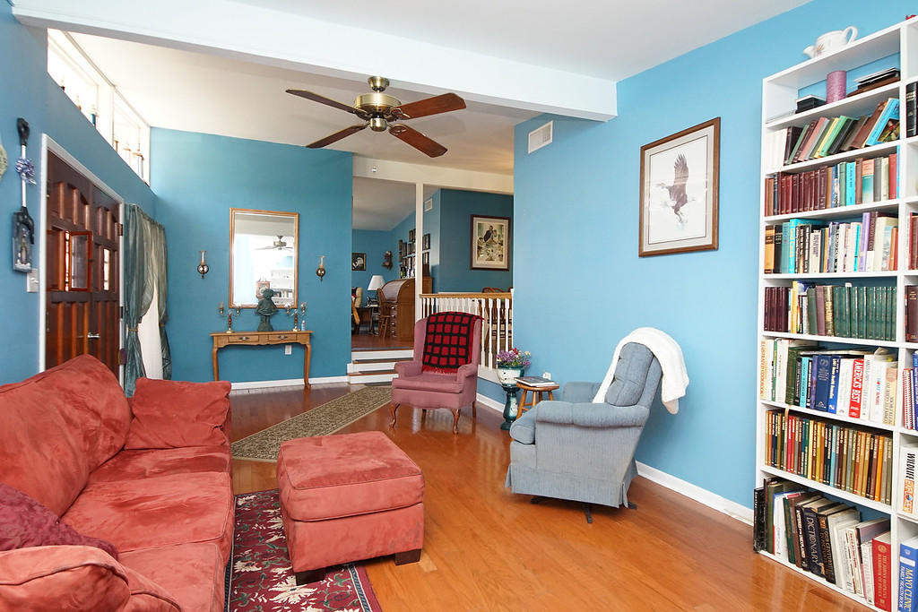 HOWARD S/D - Residential