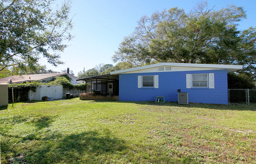 HOWARD S/D - Residential