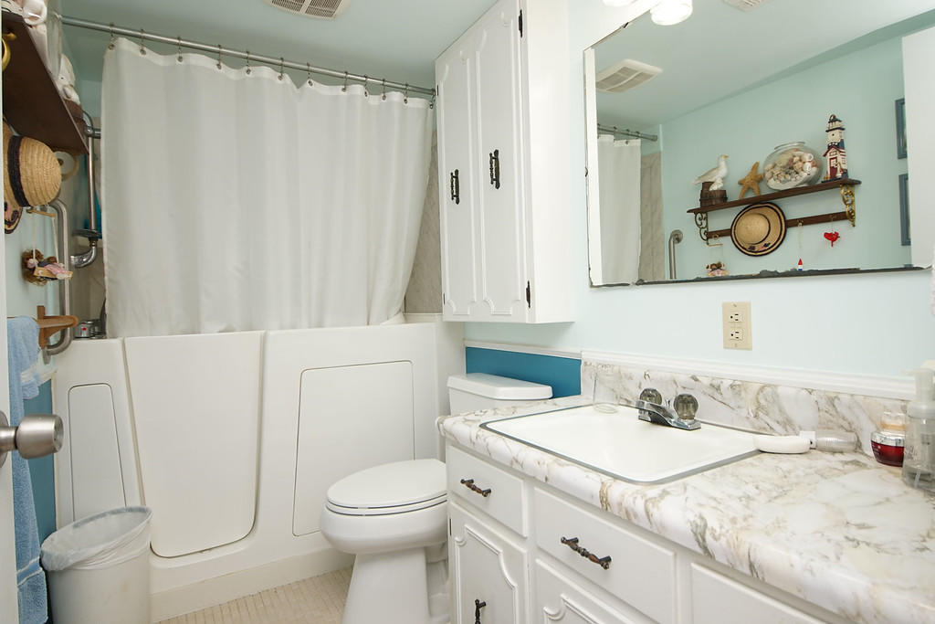 HOWARD S/D - Residential