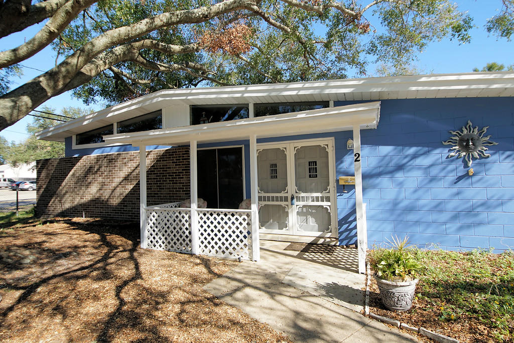 HOWARD S/D - Residential