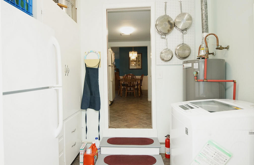 HOWARD S/D - Residential