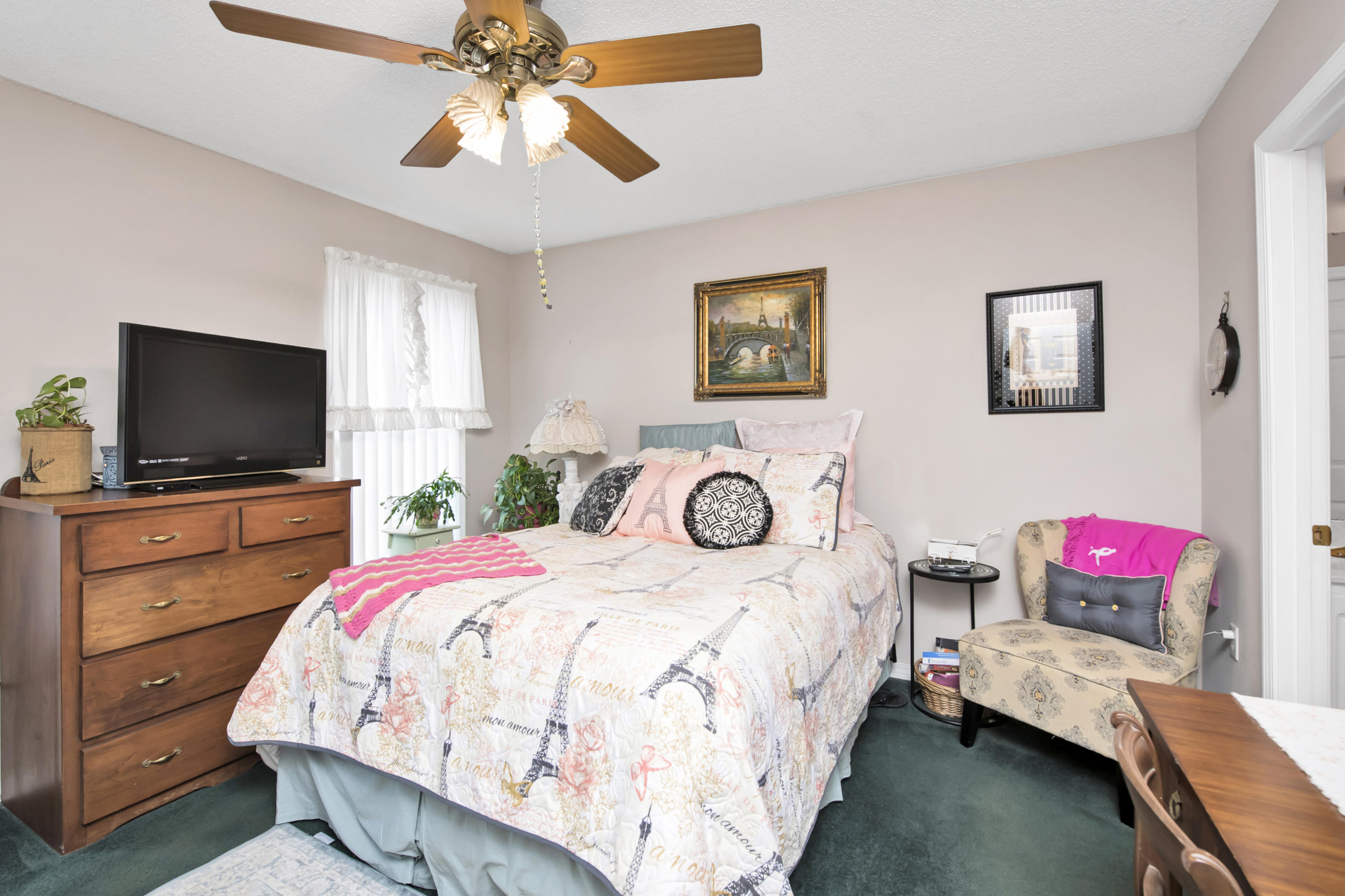 OAK PARK ESTATES - Residential