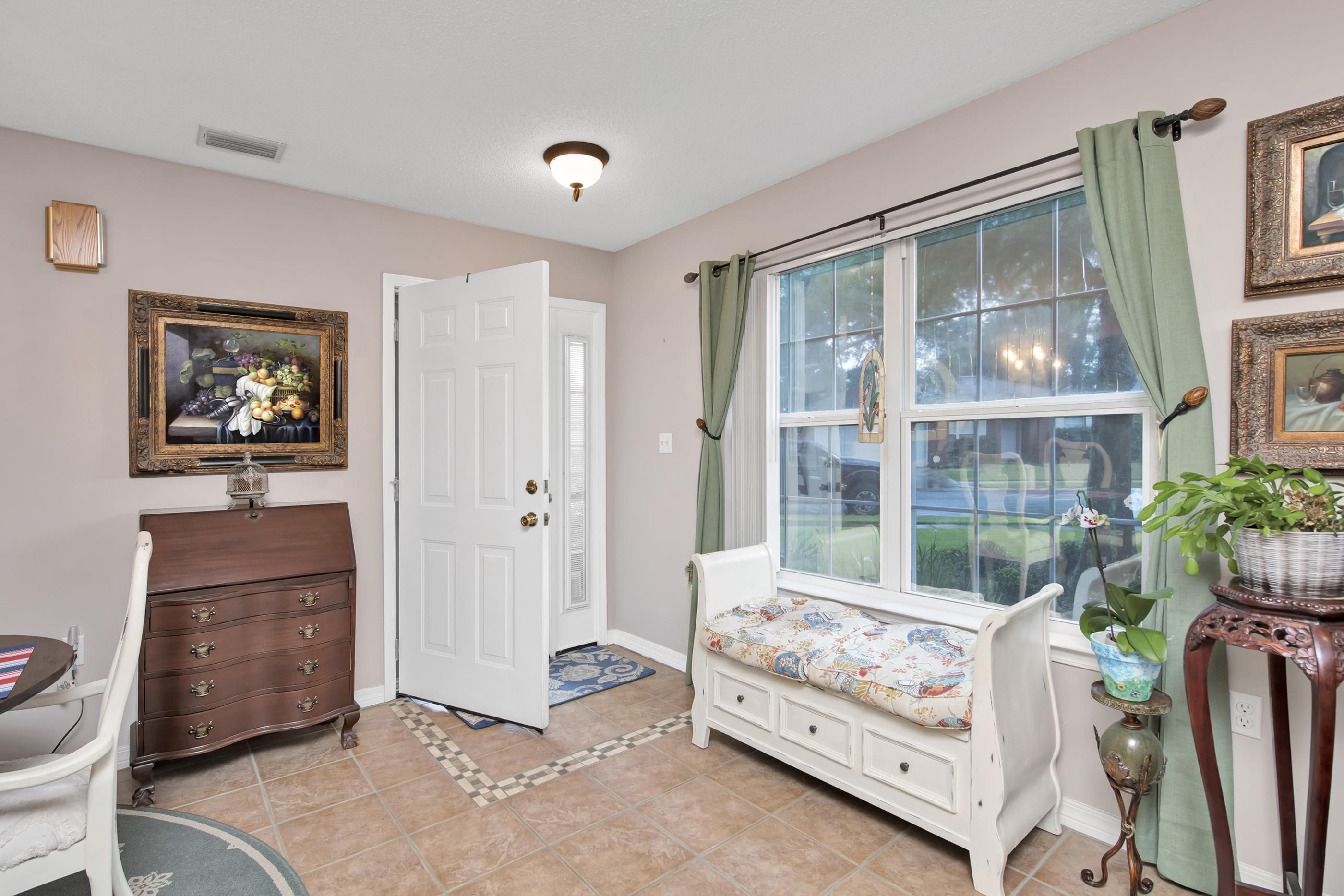 OAK PARK ESTATES - Residential