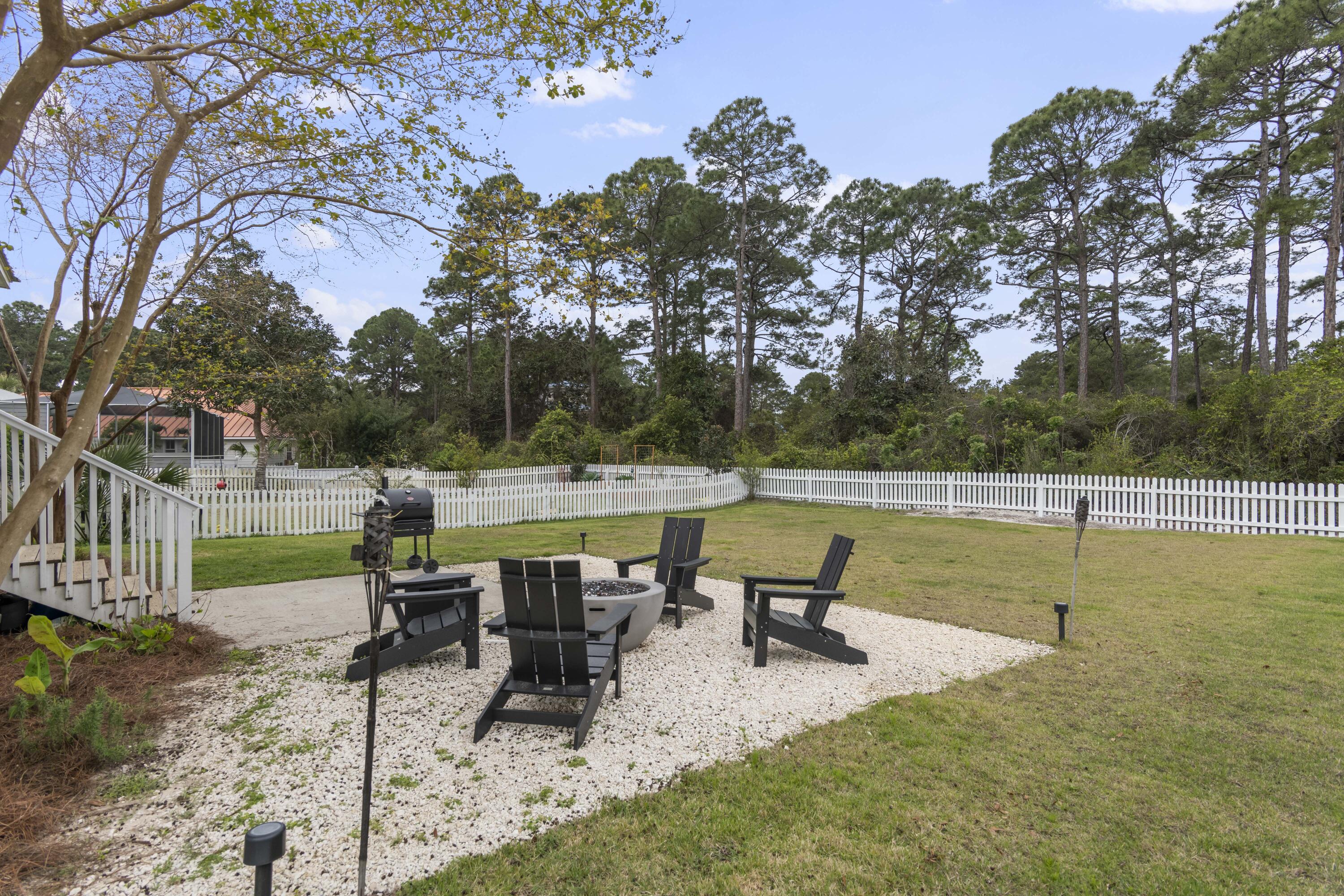 SEA DUNES - Residential