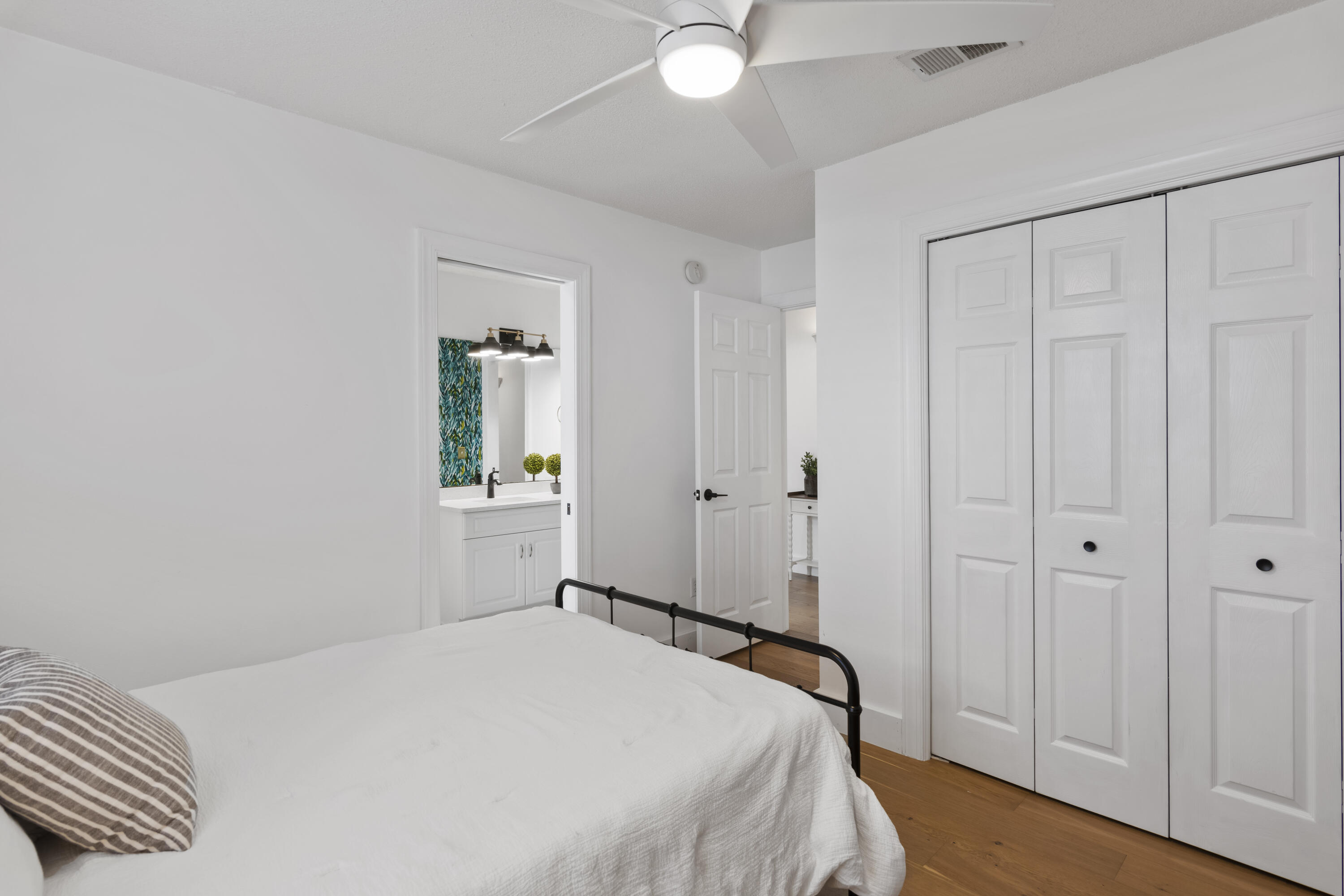 SEA DUNES - Residential