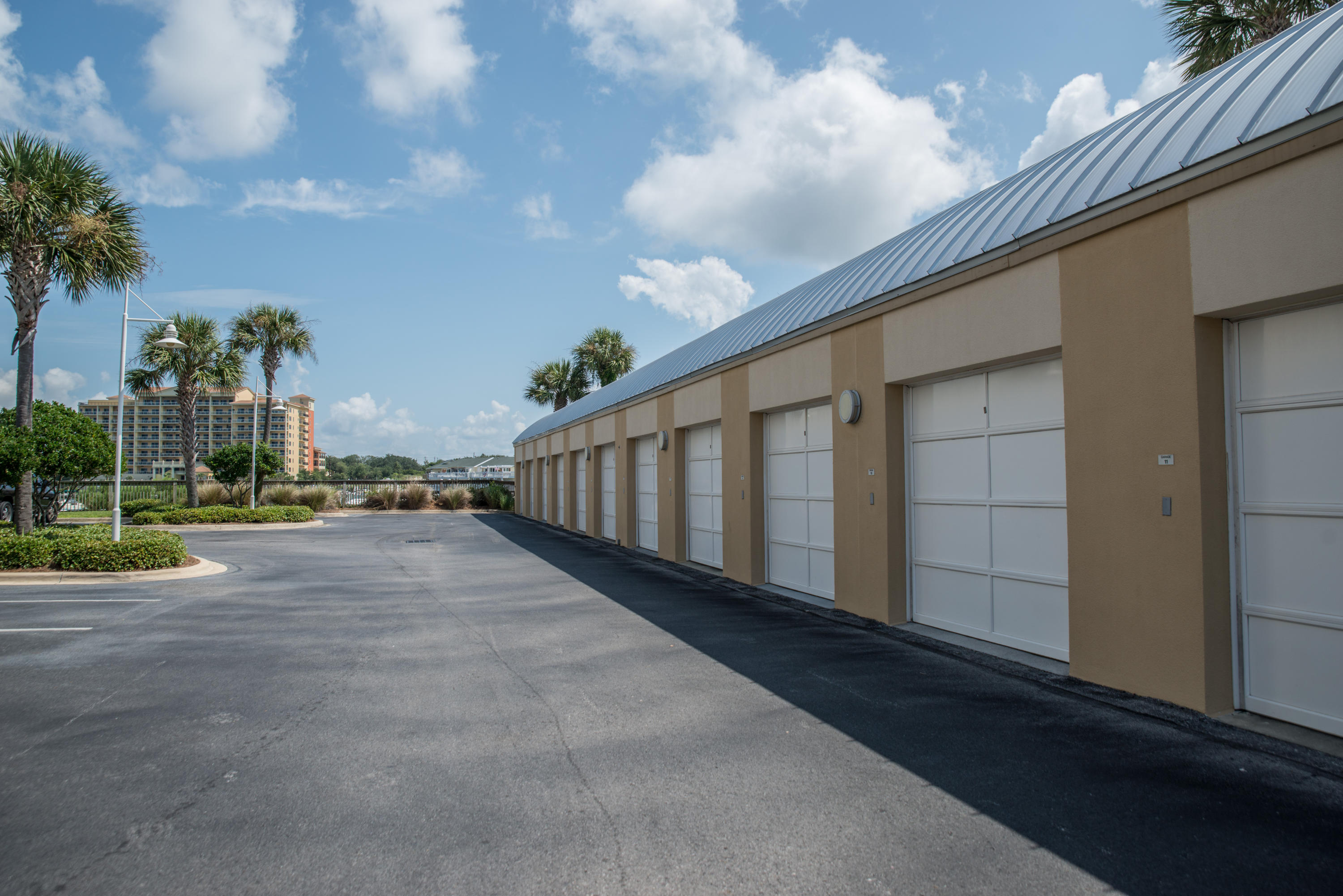 HARBOR LANDING - Residential