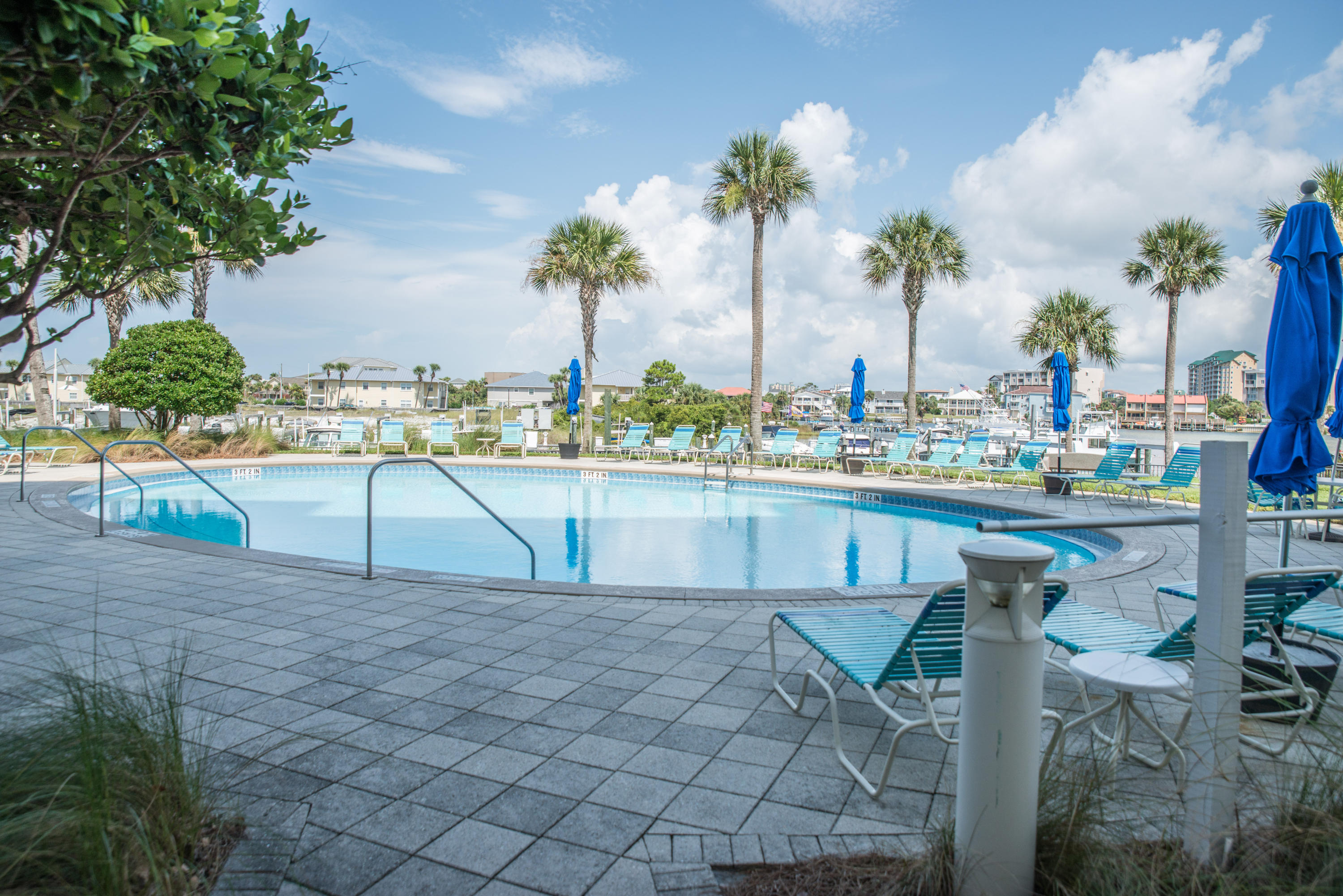 HARBOR LANDING - Residential