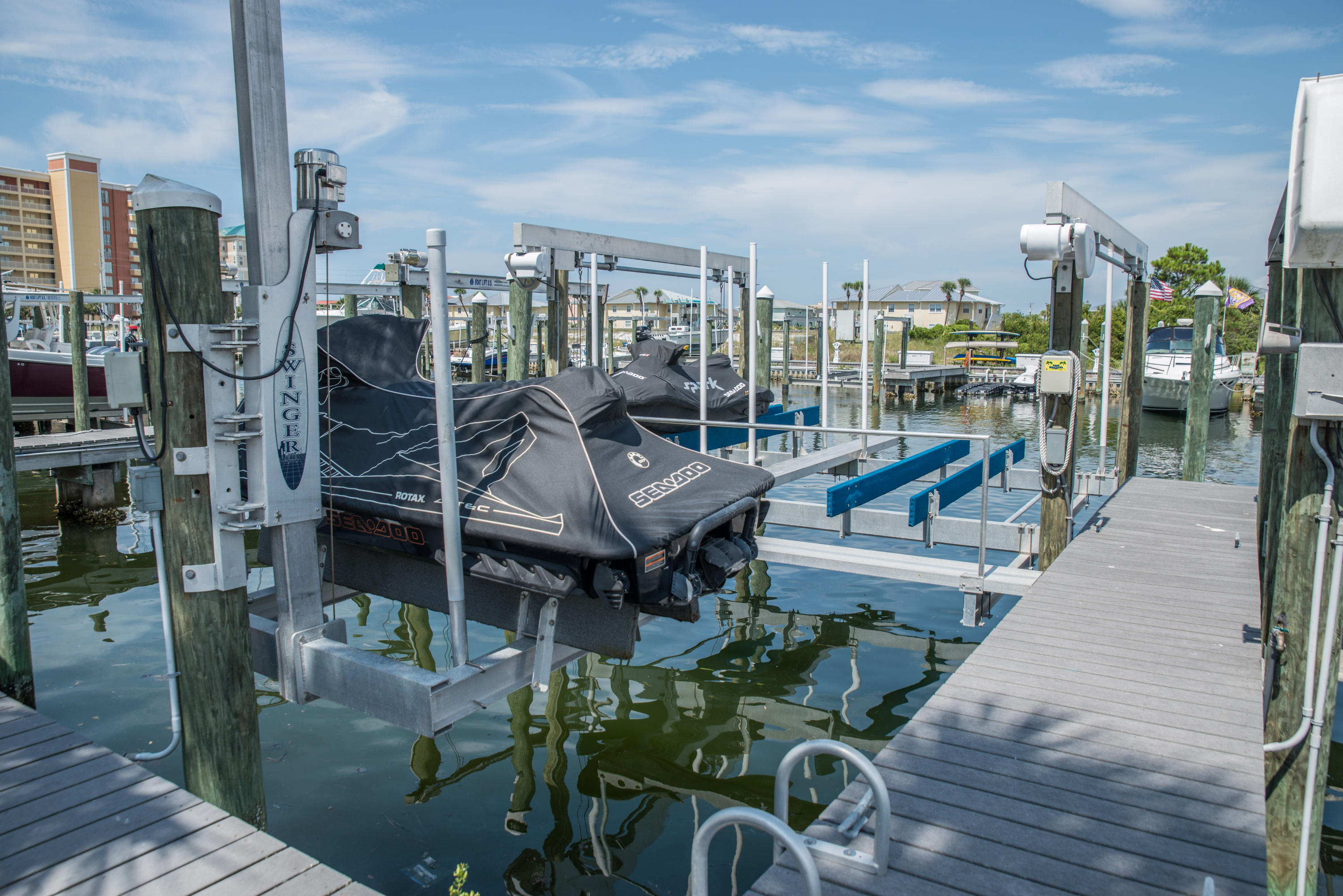 HARBOR LANDING - Residential