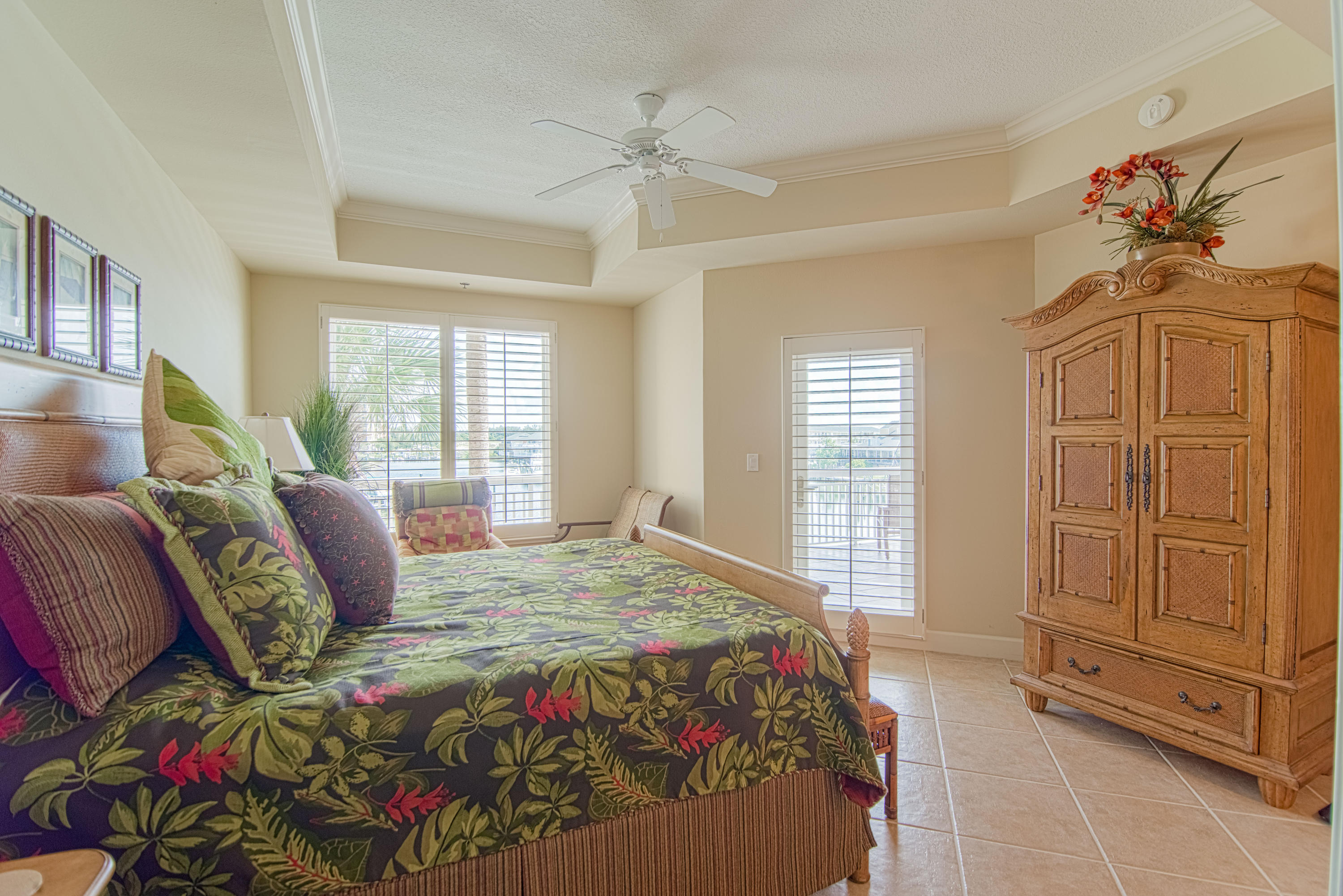 HARBOR LANDING - Residential