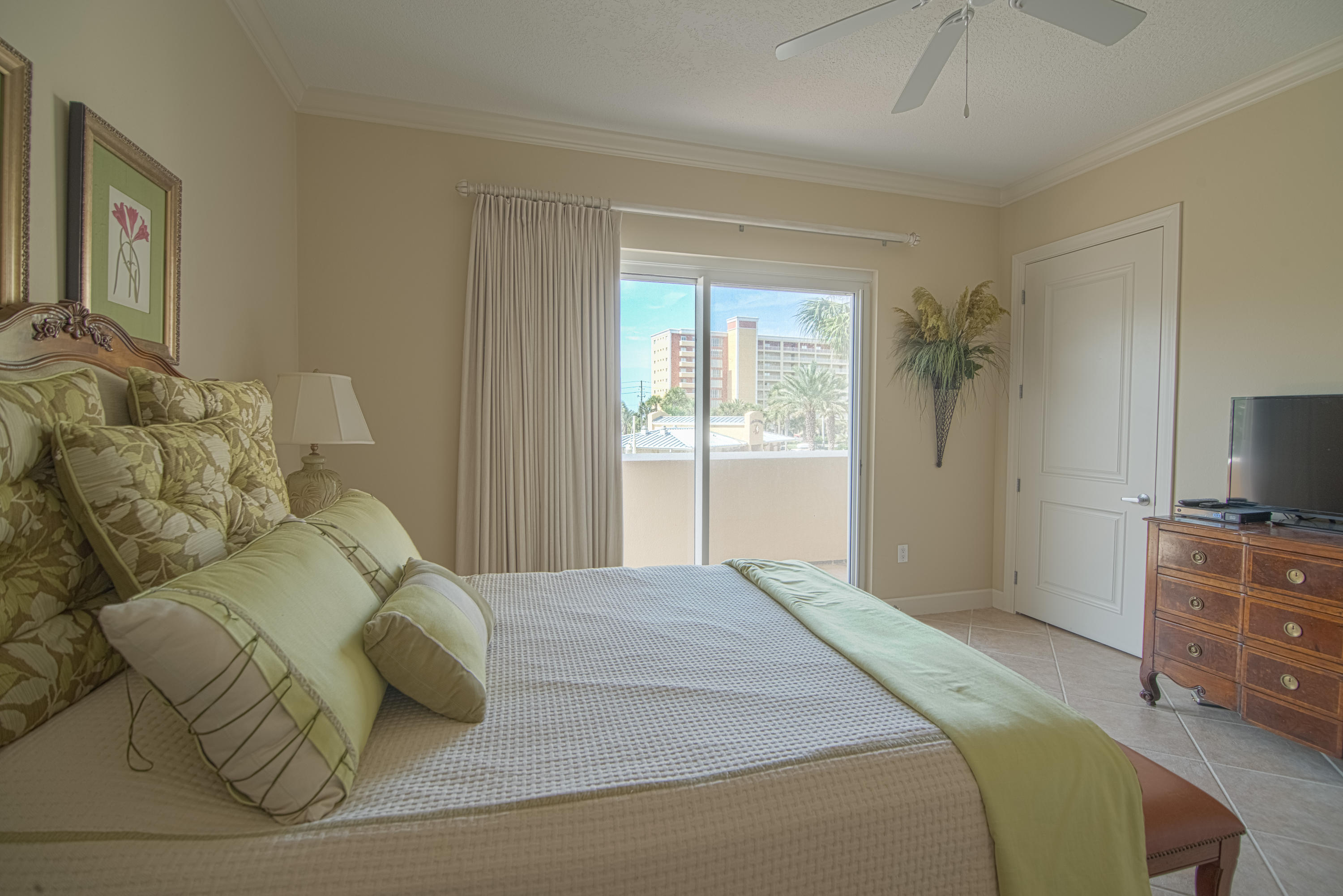 HARBOR LANDING - Residential