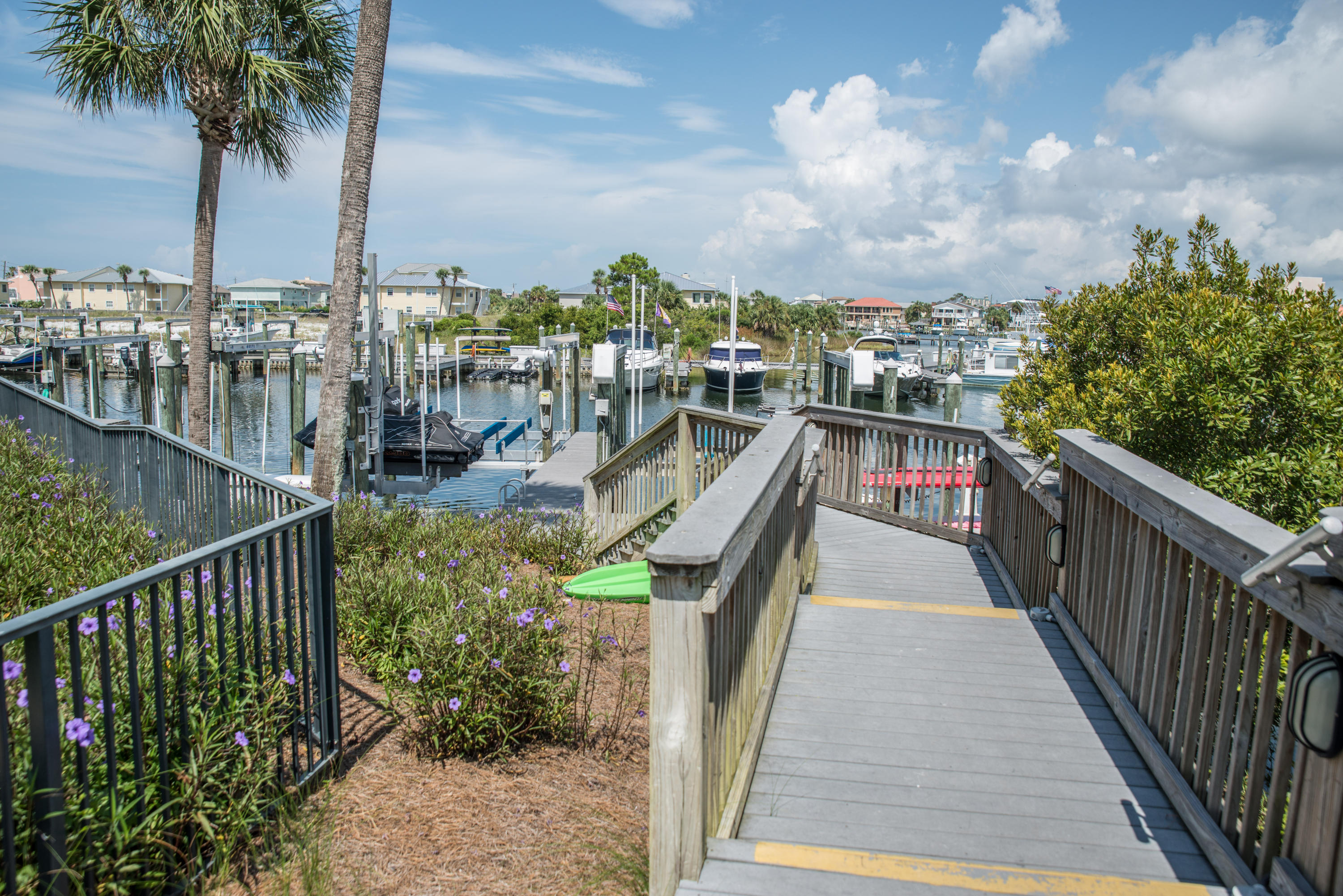 HARBOR LANDING - Residential