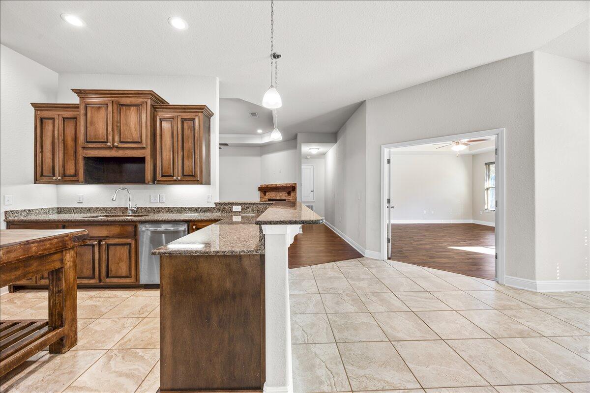 HOMEWOOD EST - Residential