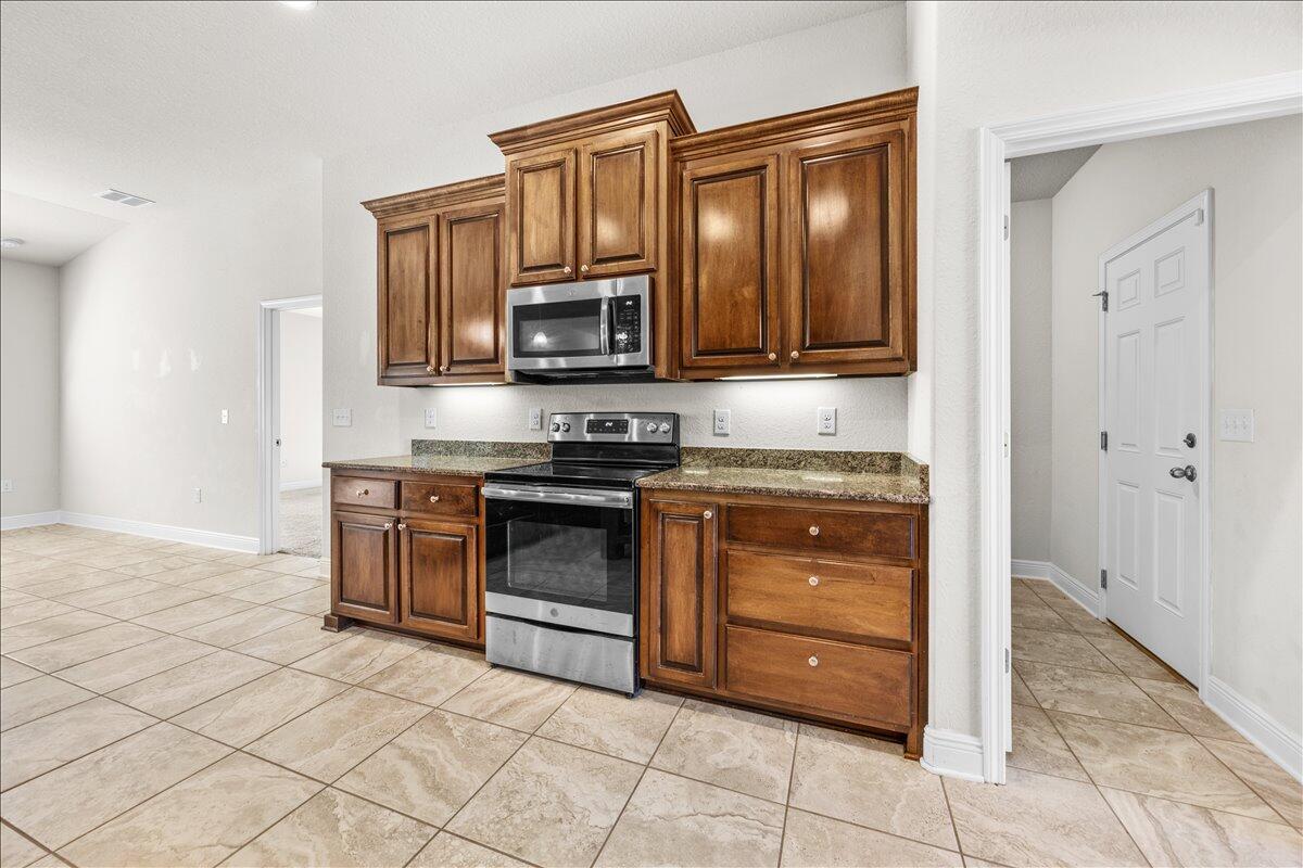 HOMEWOOD EST - Residential