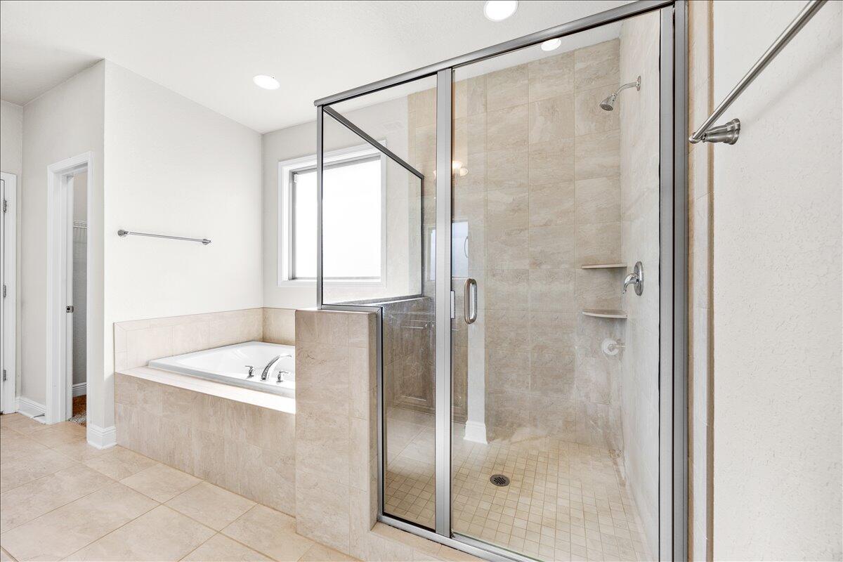 HOMEWOOD EST - Residential