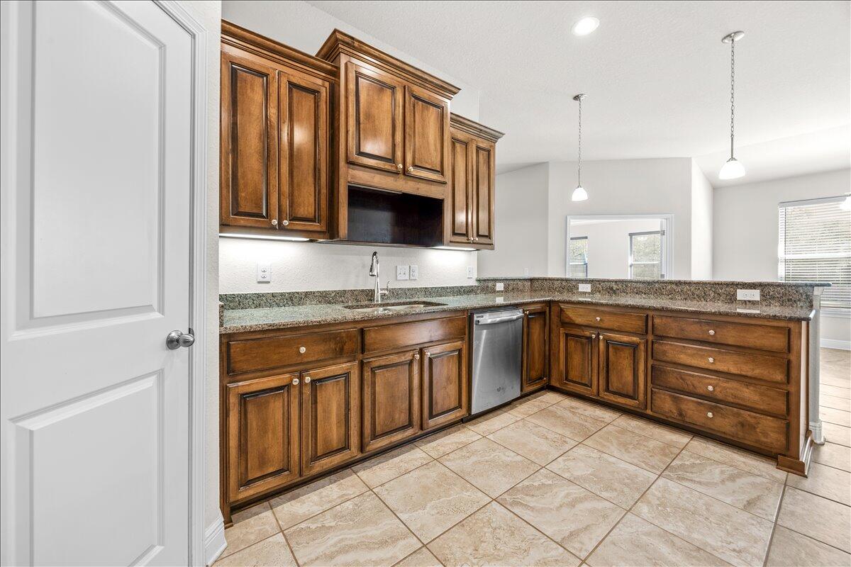 HOMEWOOD EST - Residential