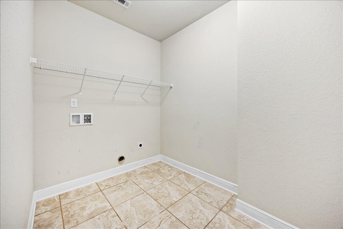 HOMEWOOD EST - Residential