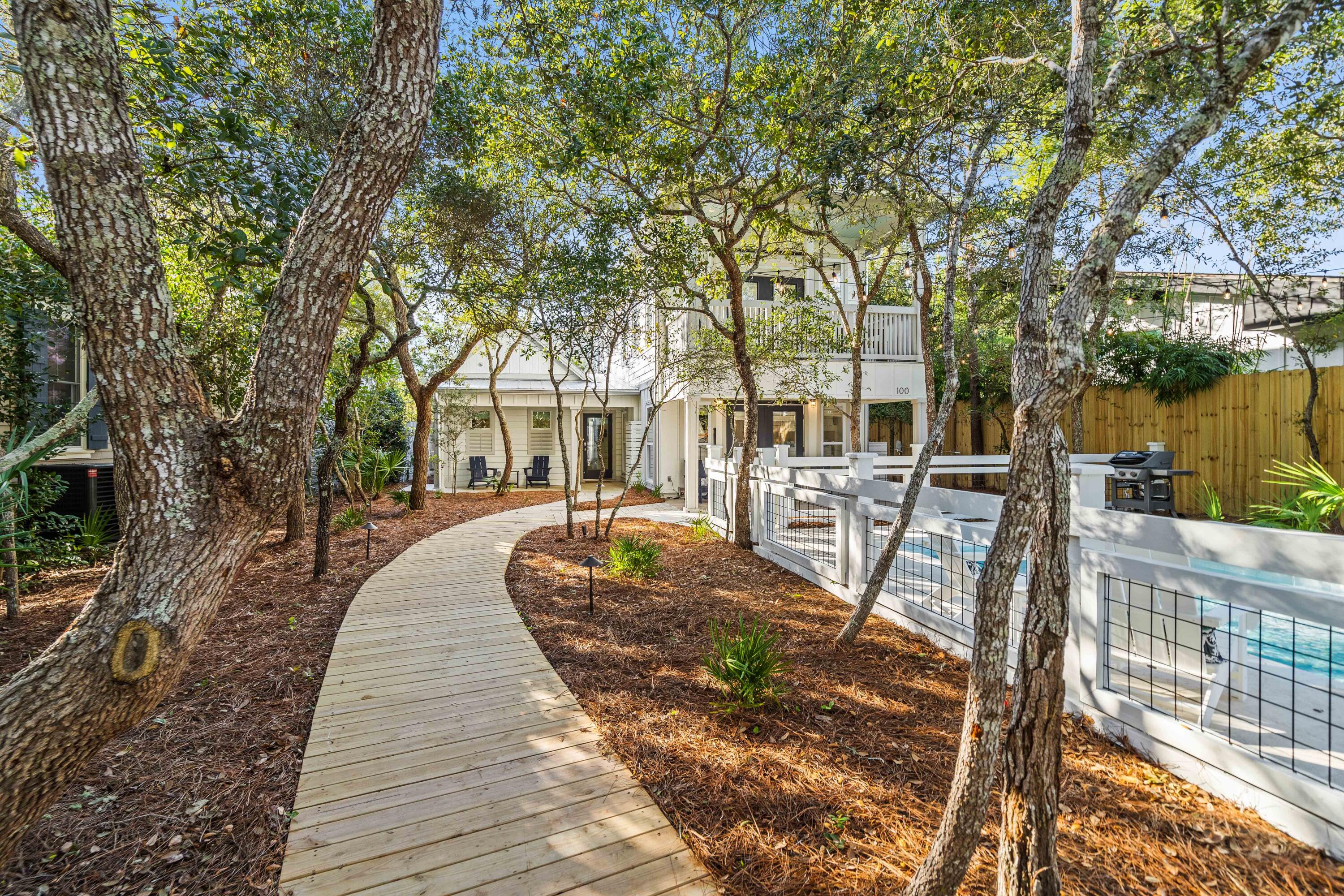 EASTERN LAKE S/D - Residential