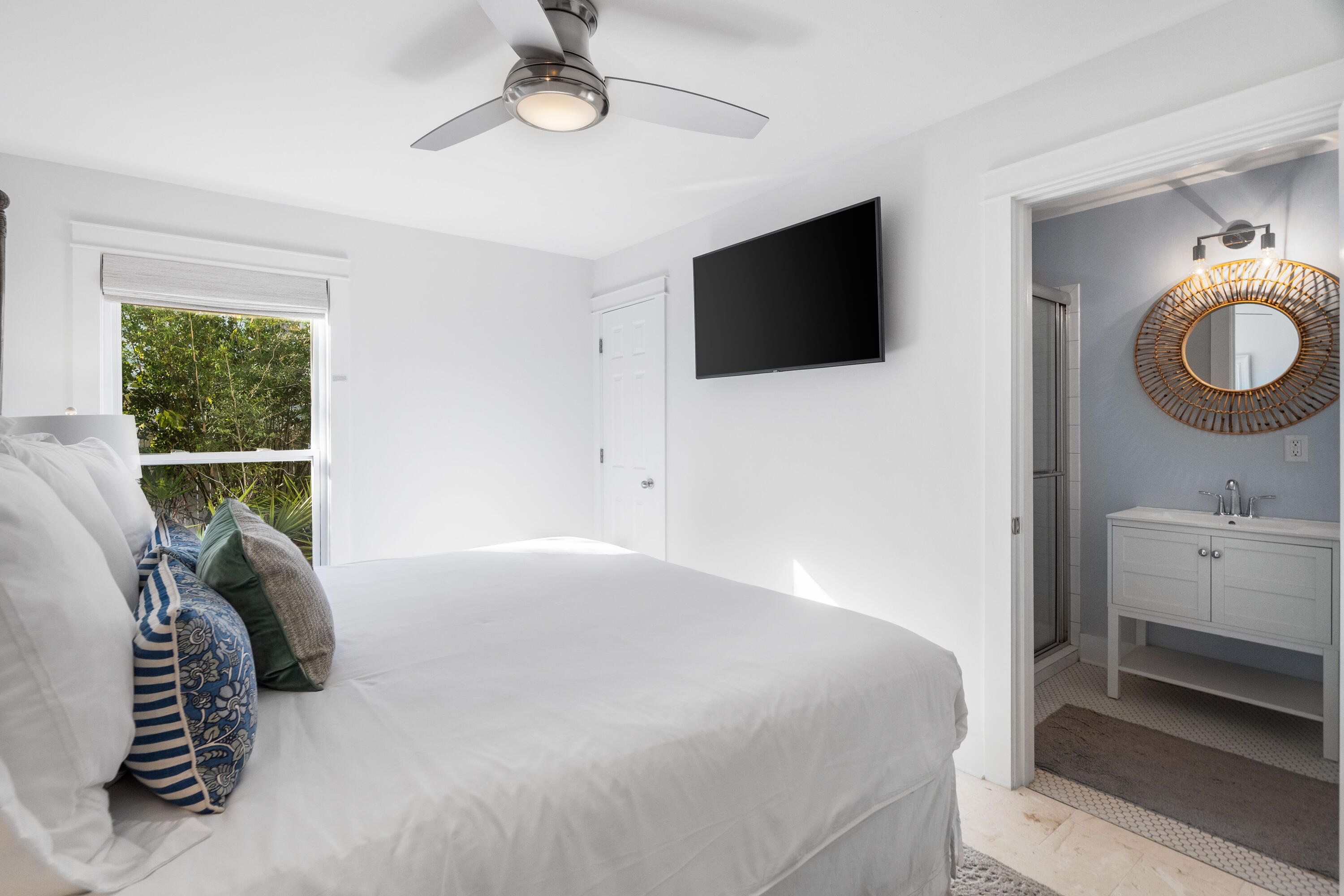 EASTERN LAKE S/D - Residential