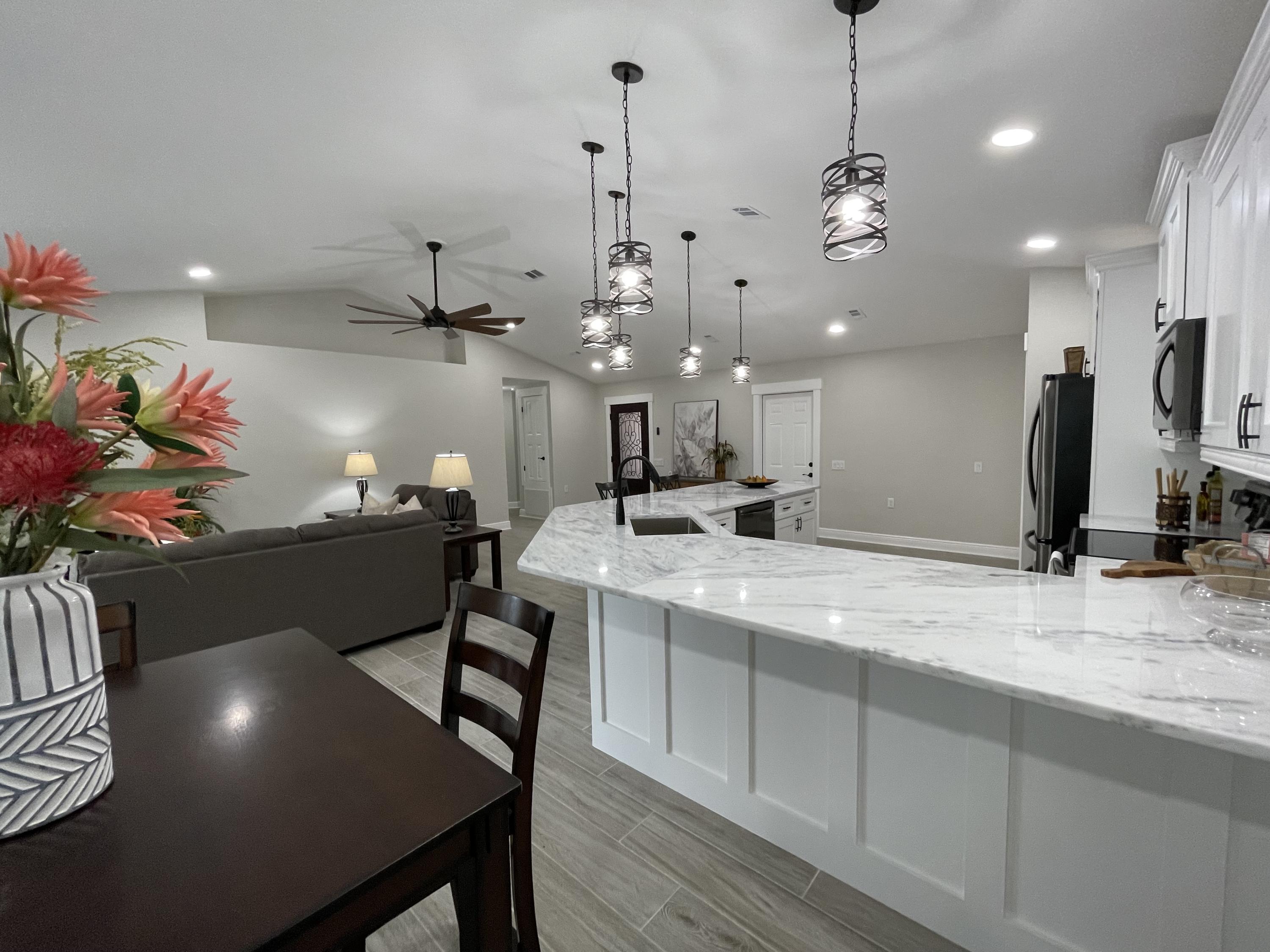 SHADOW LAKES - Residential