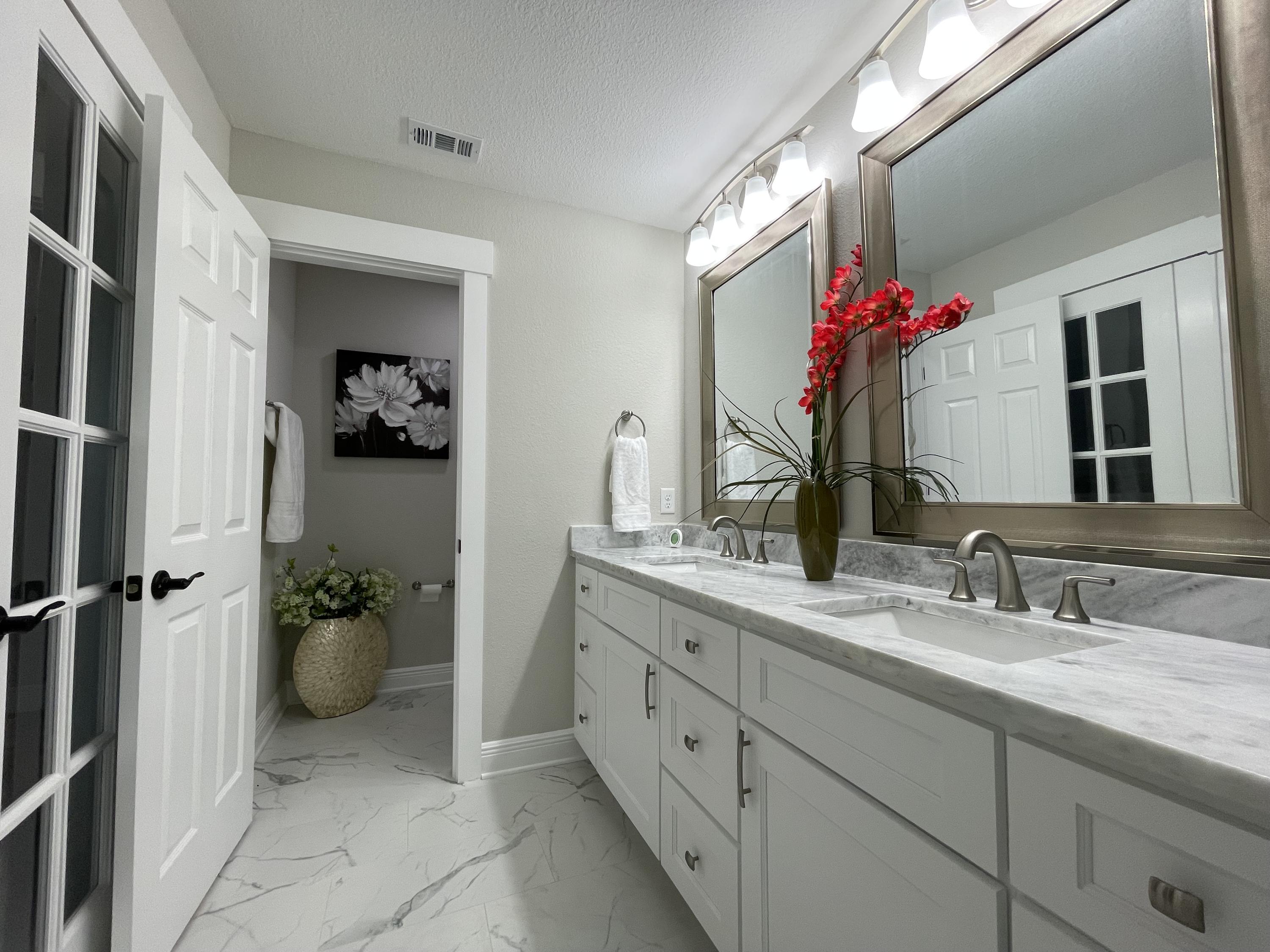 SHADOW LAKES - Residential