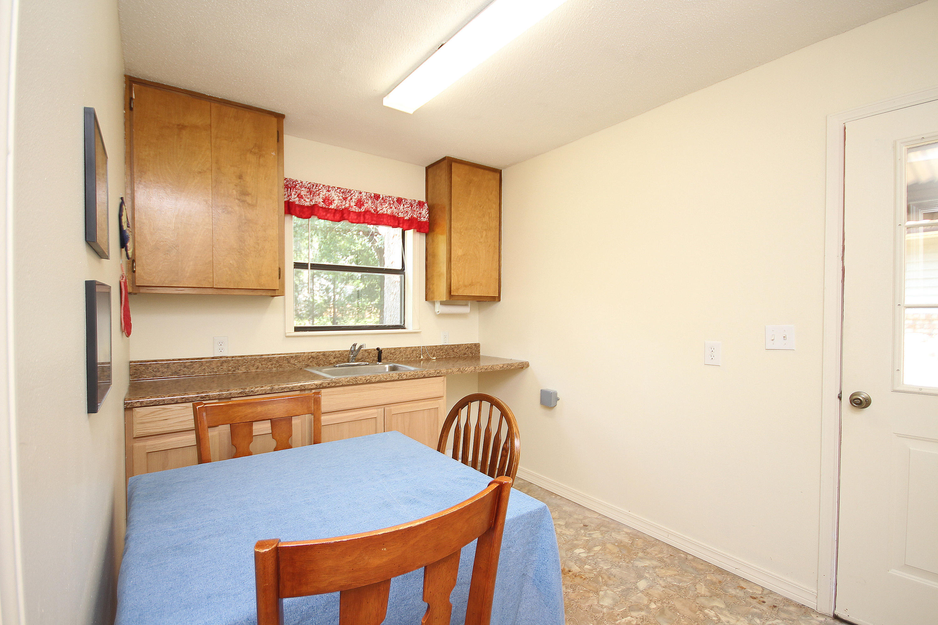 CRESTVIEW - Residential