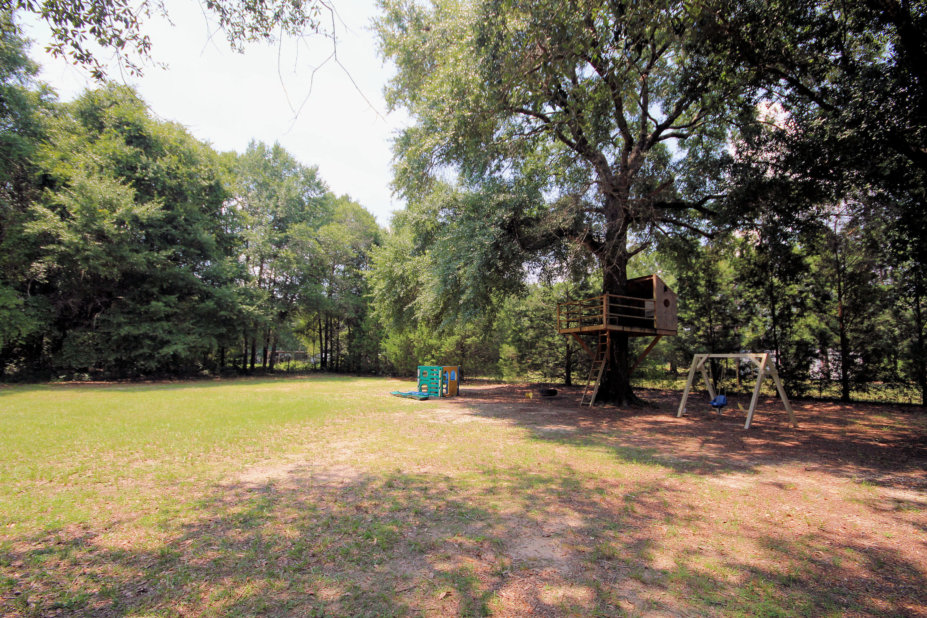 CRESTVIEW - Residential