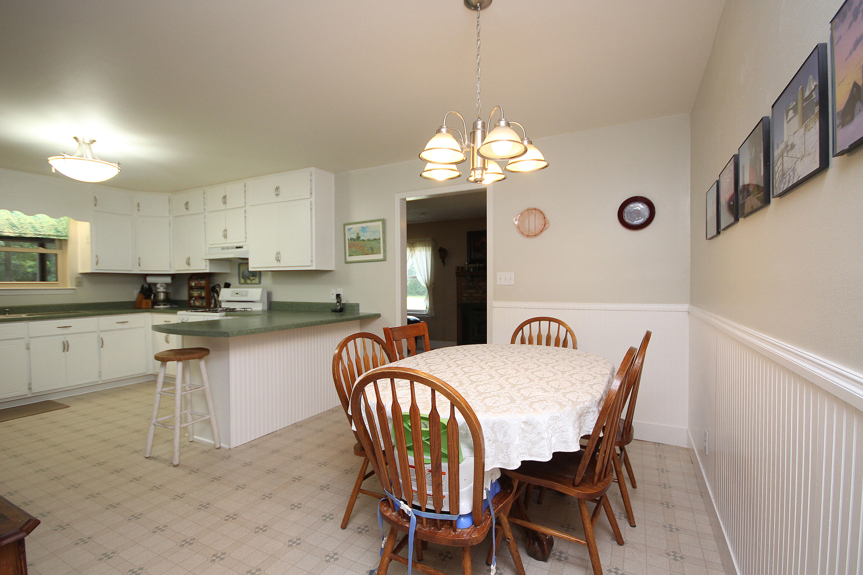 CRESTVIEW - Residential