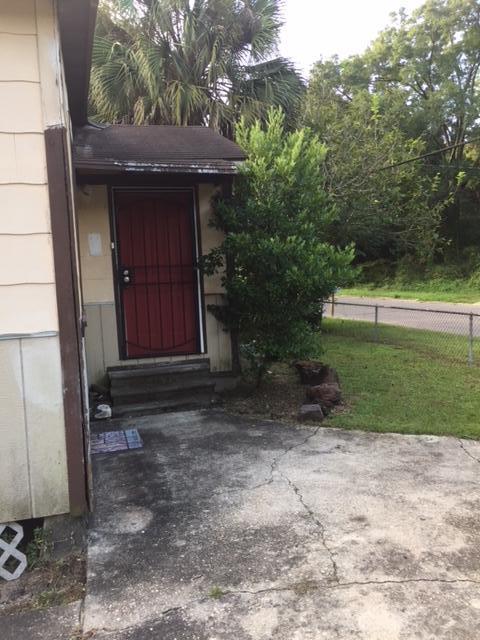 CRESTVIEW - Residential Lease
