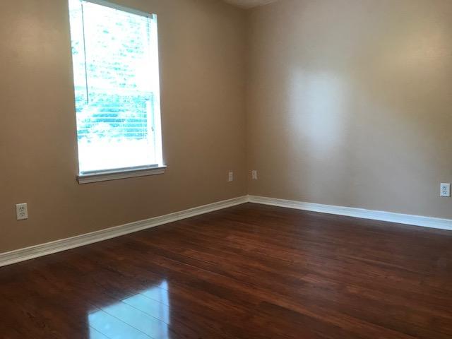 NORTHVIEW ESTATES 7TH ADDN - Residential