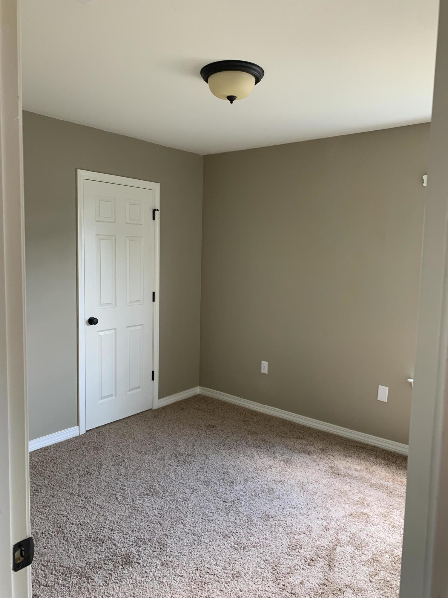 HERITAGE MANOR - Residential