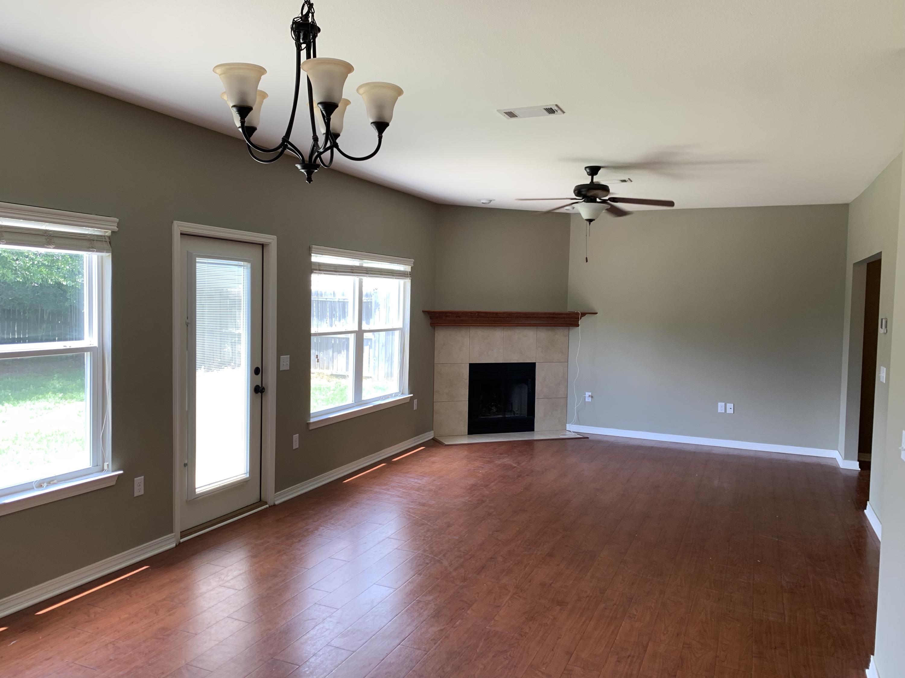 HERITAGE MANOR - Residential