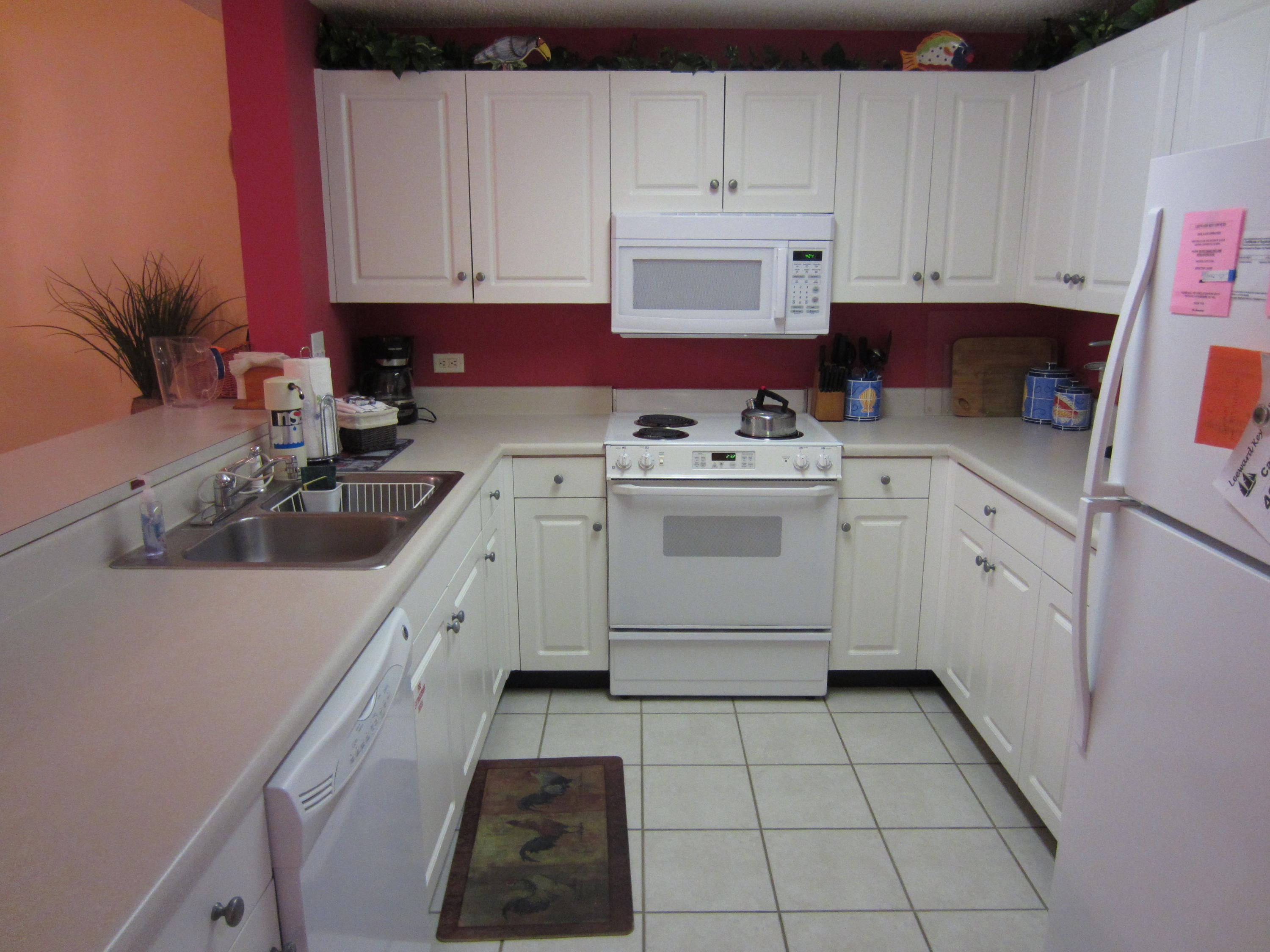 LEEWARD KEY - Residential