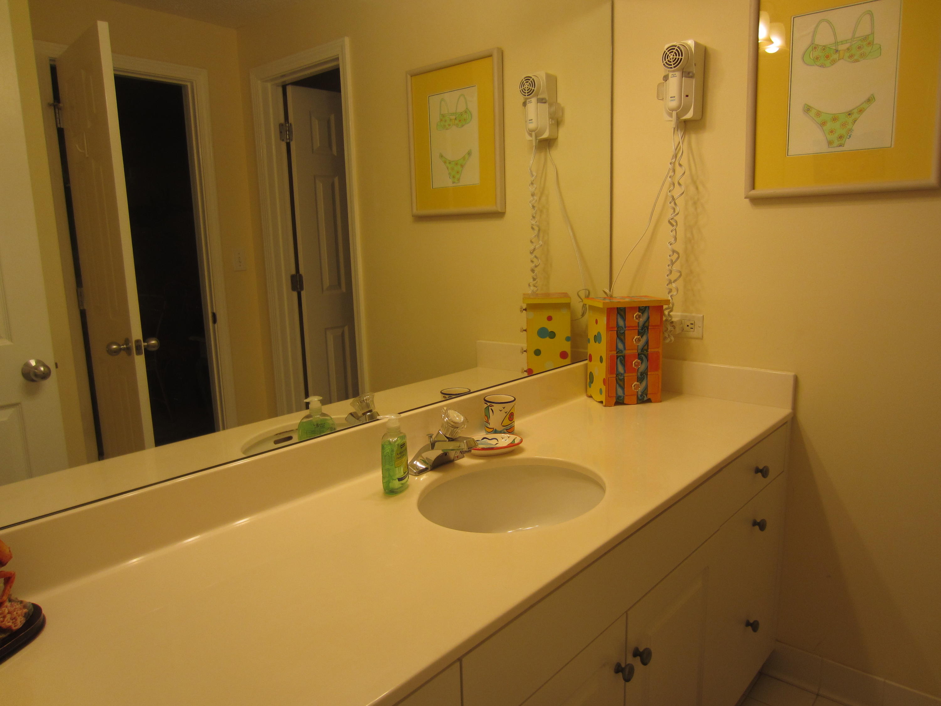 LEEWARD KEY - Residential