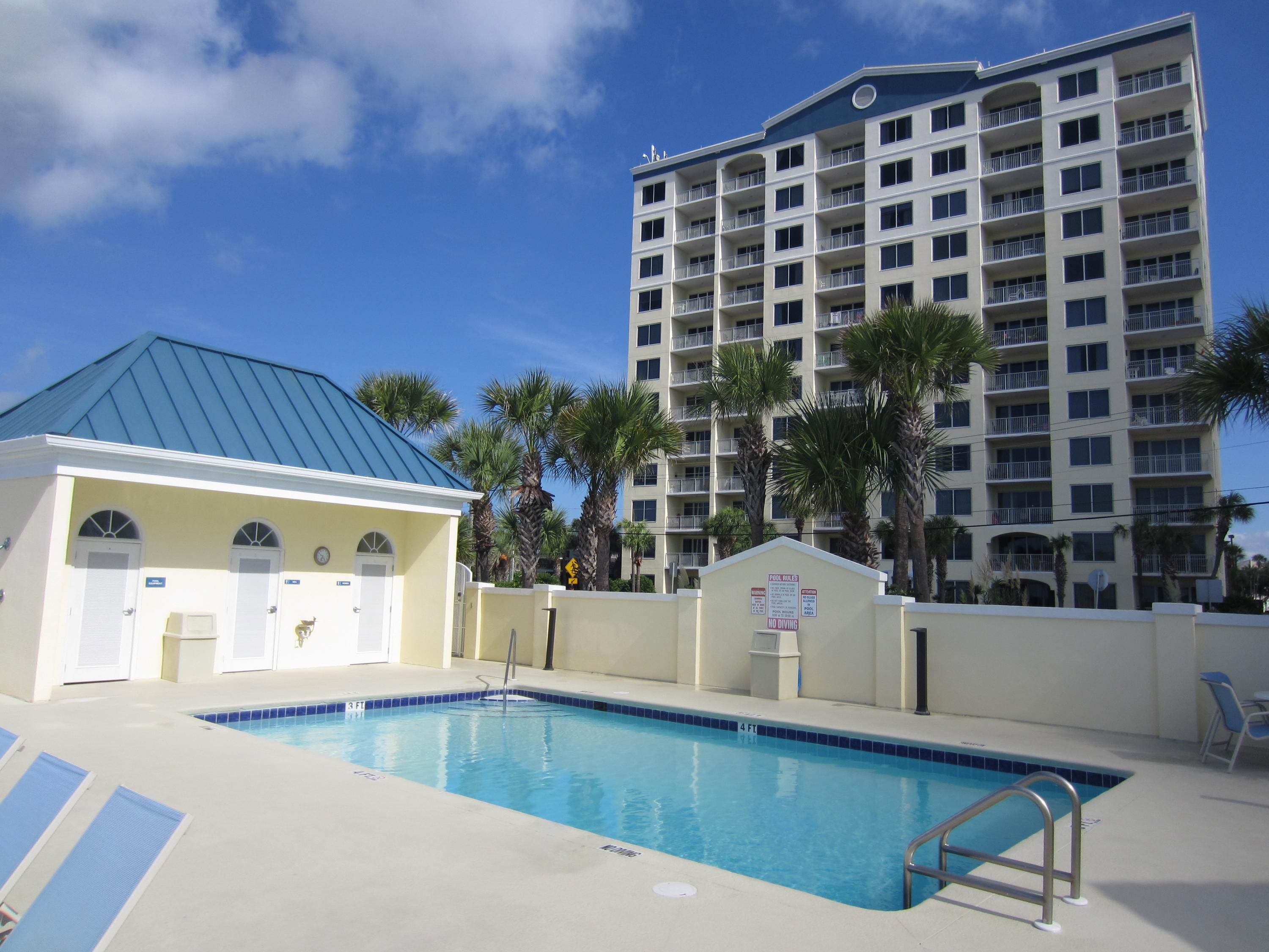 LEEWARD KEY - Residential