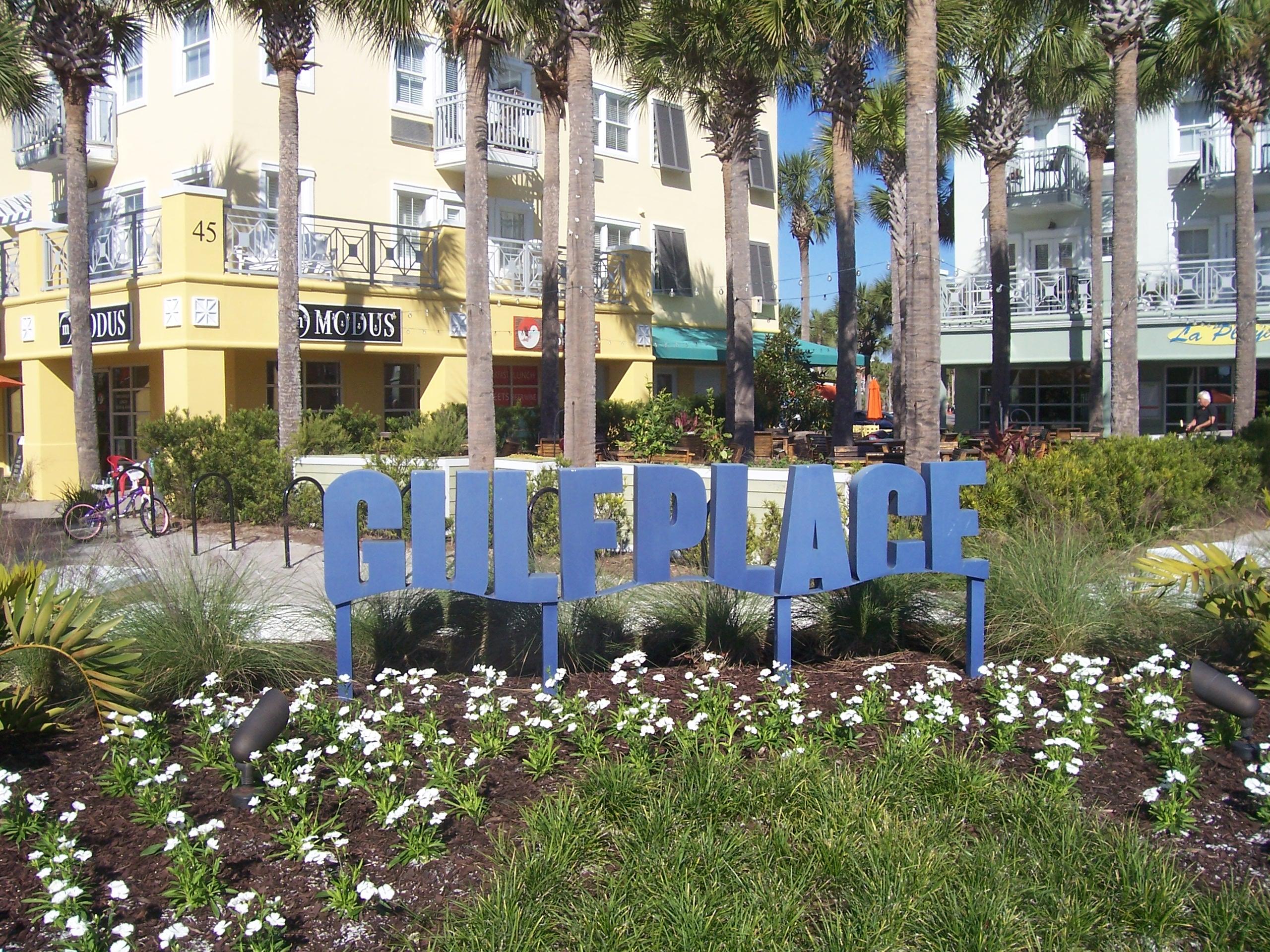 WHISPERING LAKE - Residential