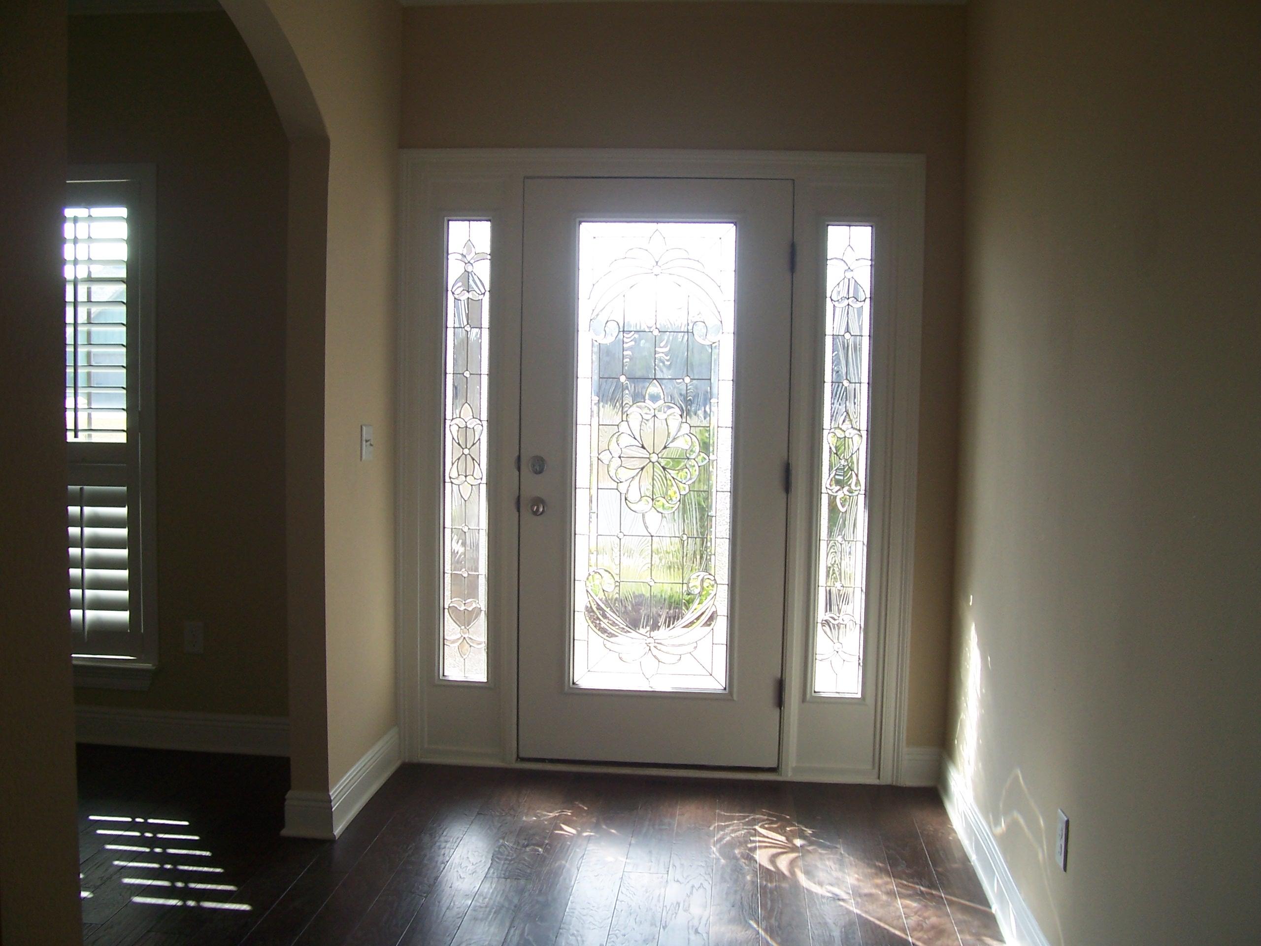 WHISPERING LAKE - Residential