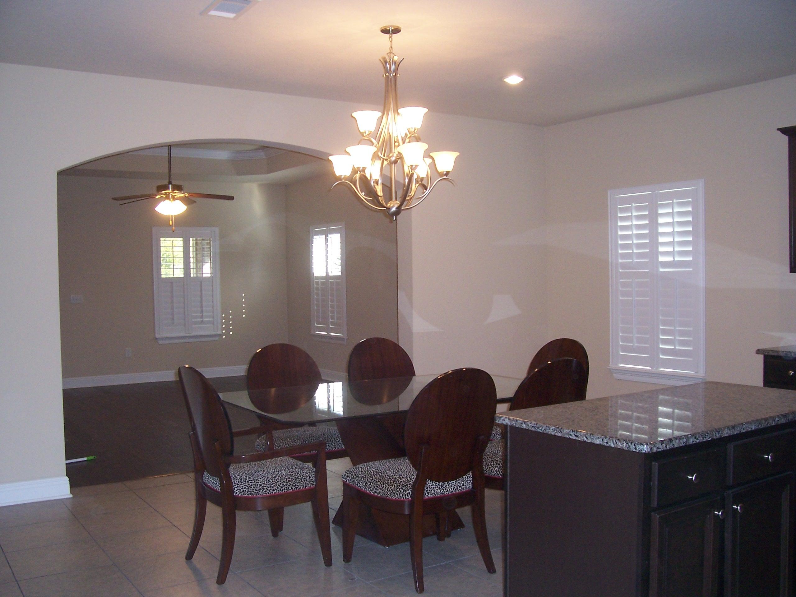 WHISPERING LAKE - Residential