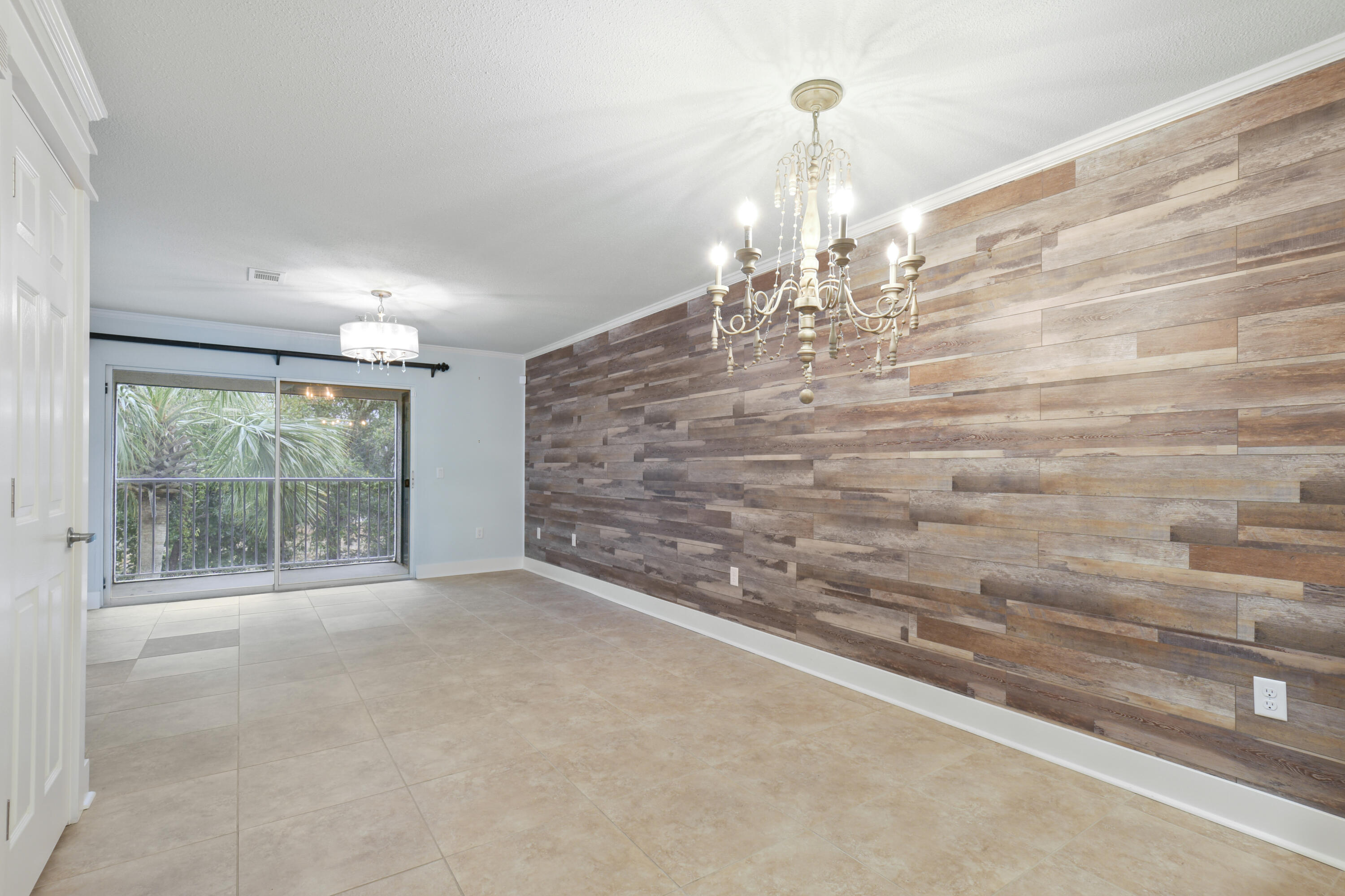 FLORIDA CLUB - Residential Lease