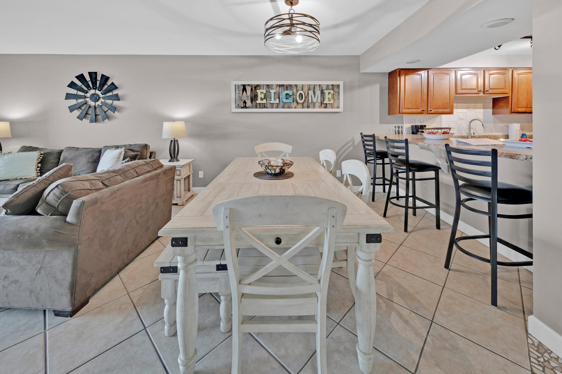 BEACH HOUSE CONDO PH 1 - Residential