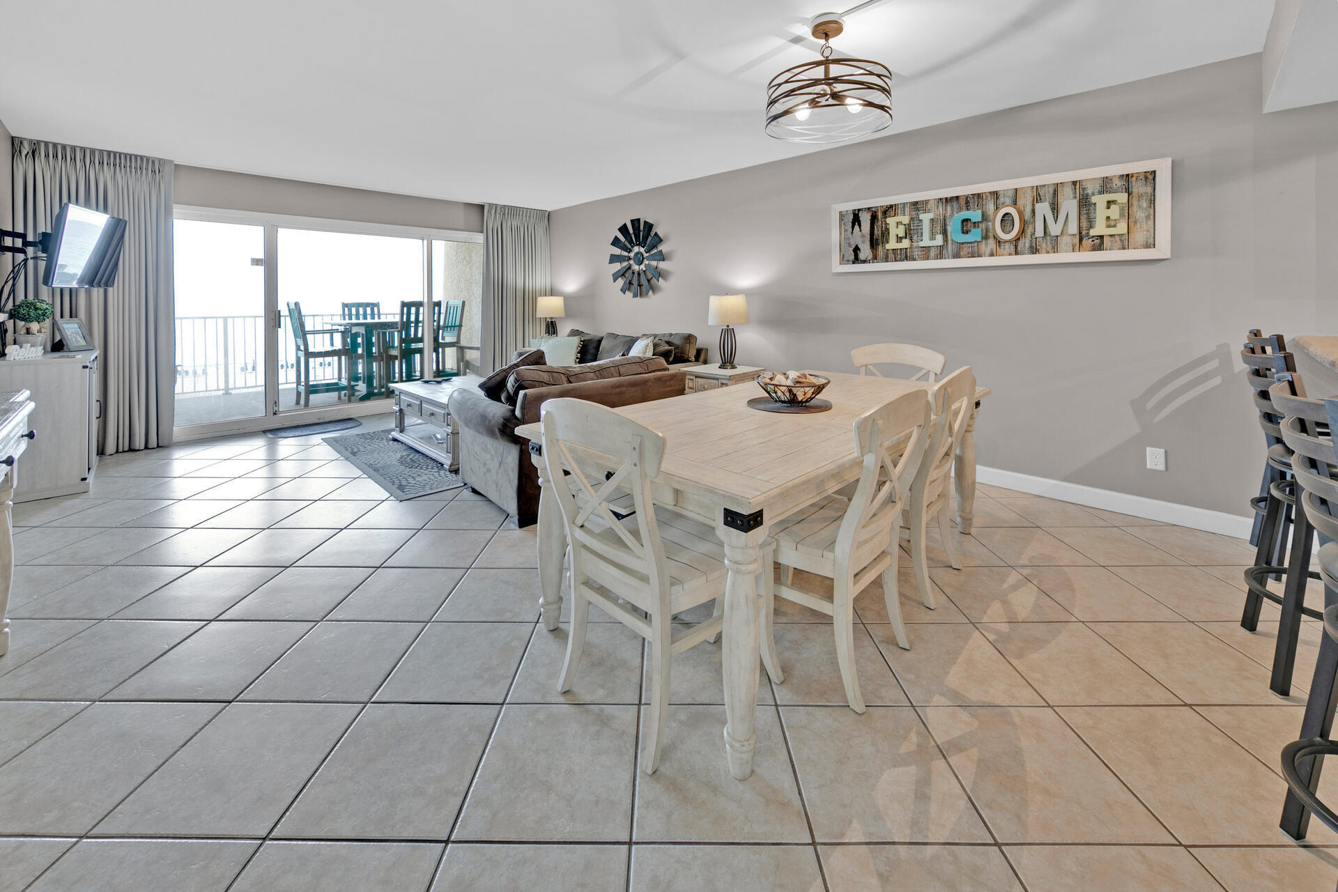 BEACH HOUSE CONDO PH 1 - Residential