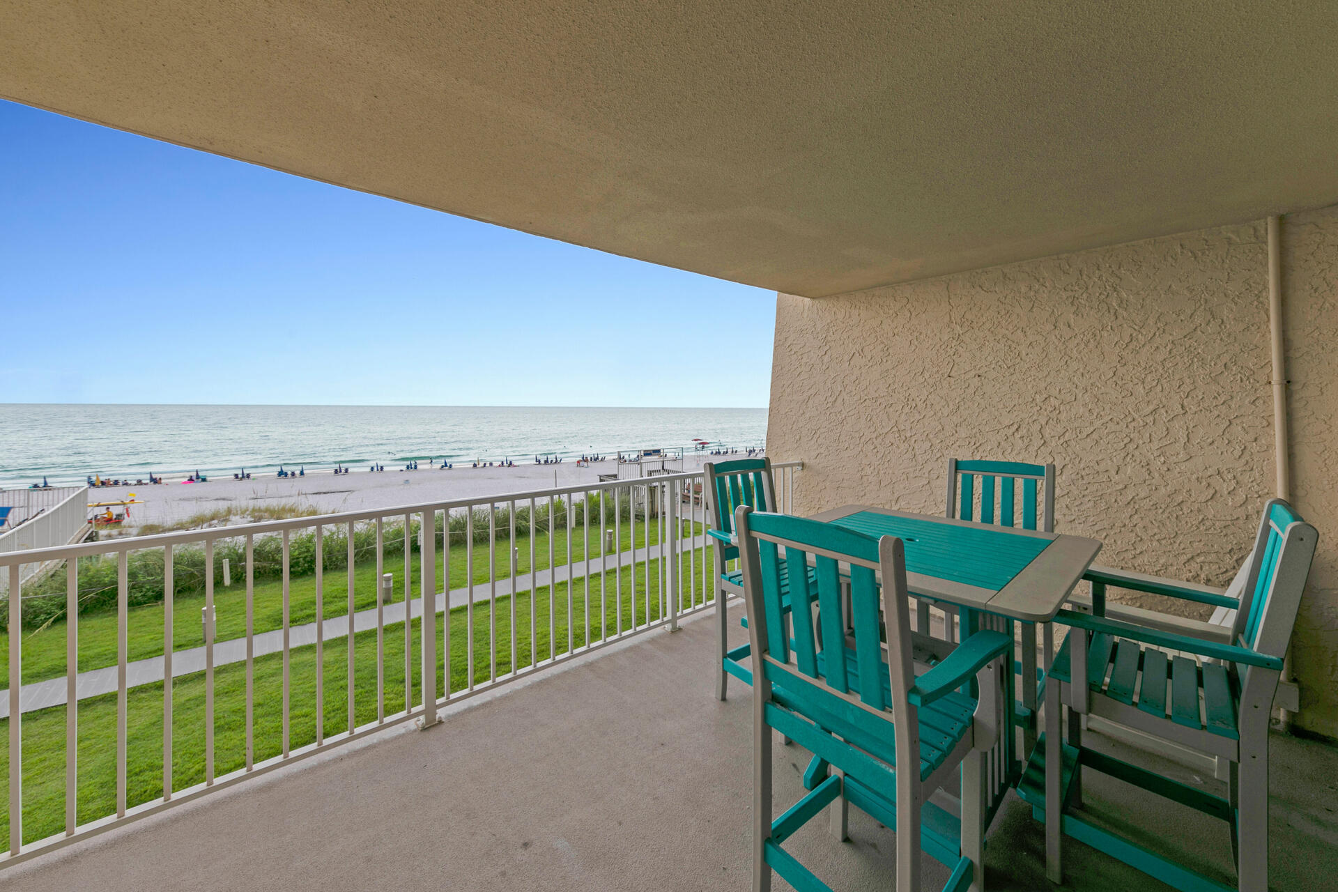 BEACH HOUSE CONDO PH 1 - Residential