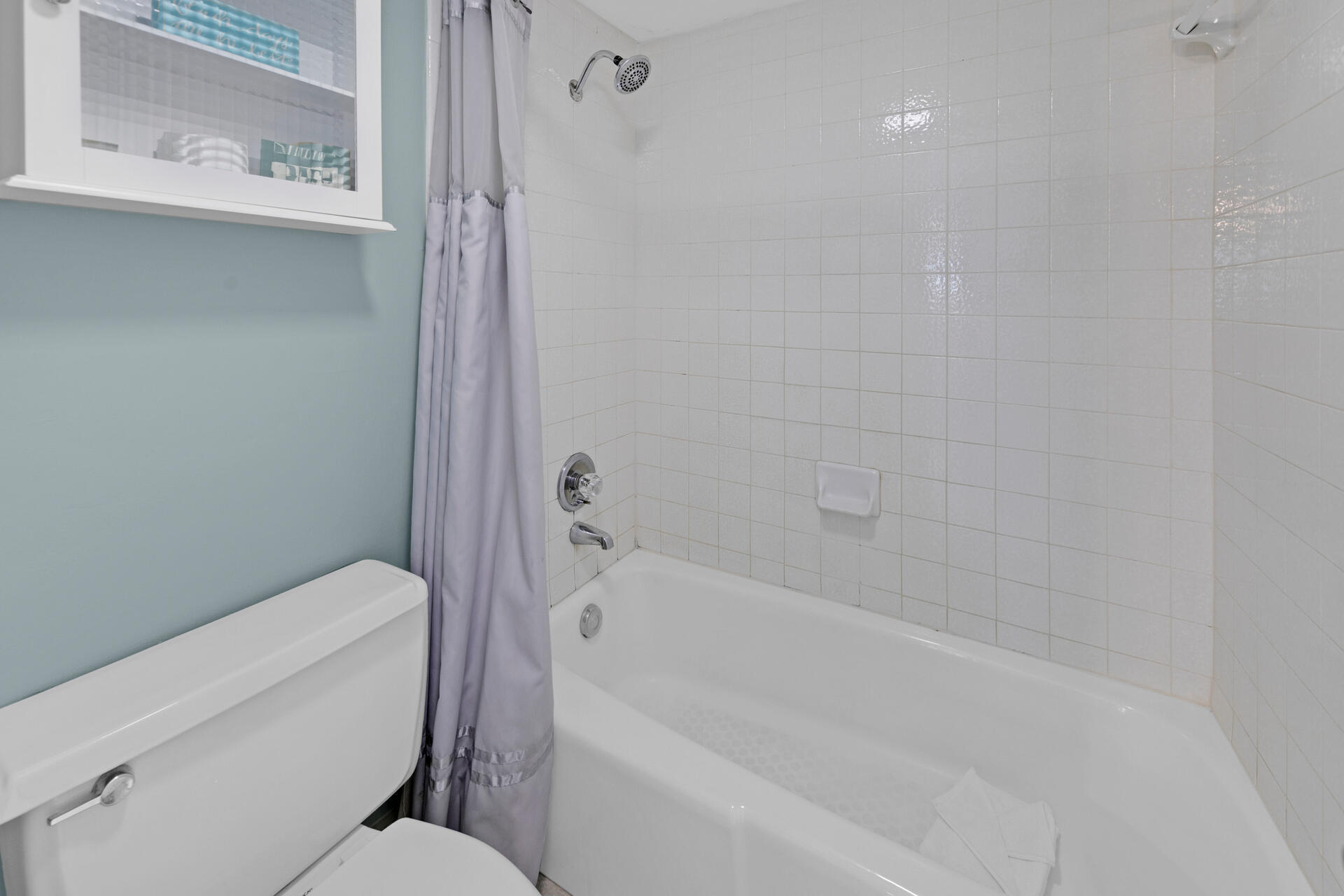 BEACH HOUSE CONDO PH 1 - Residential