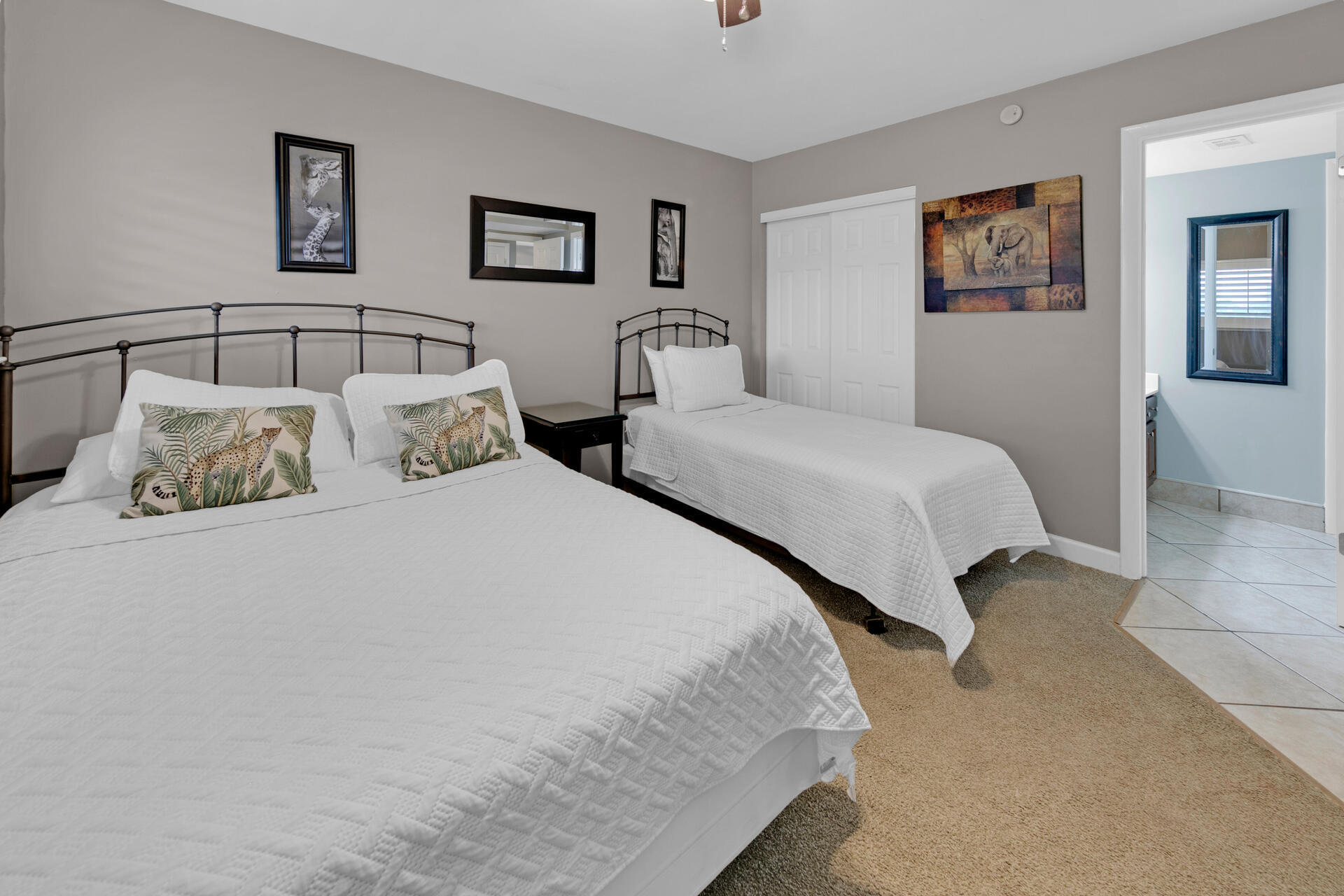 BEACH HOUSE CONDO PH 1 - Residential
