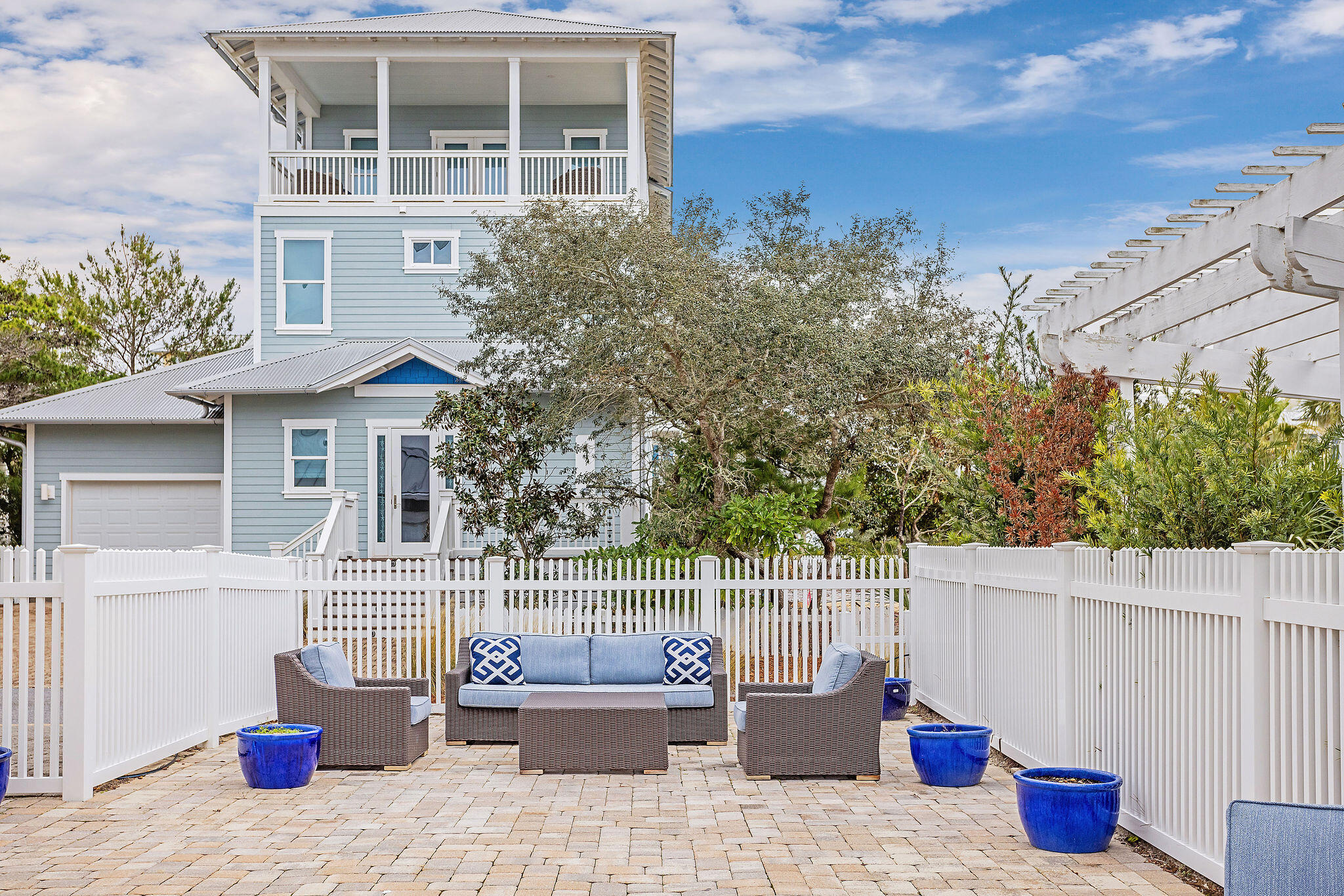 OLD FLORIDA BEACH - Residential