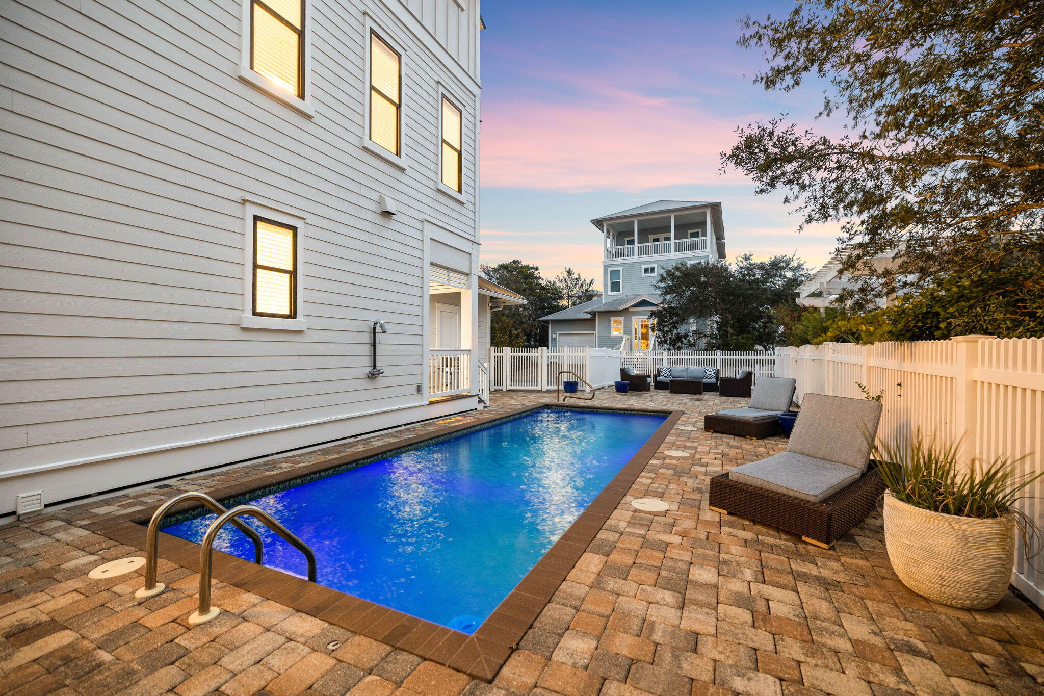 OLD FLORIDA BEACH - Residential