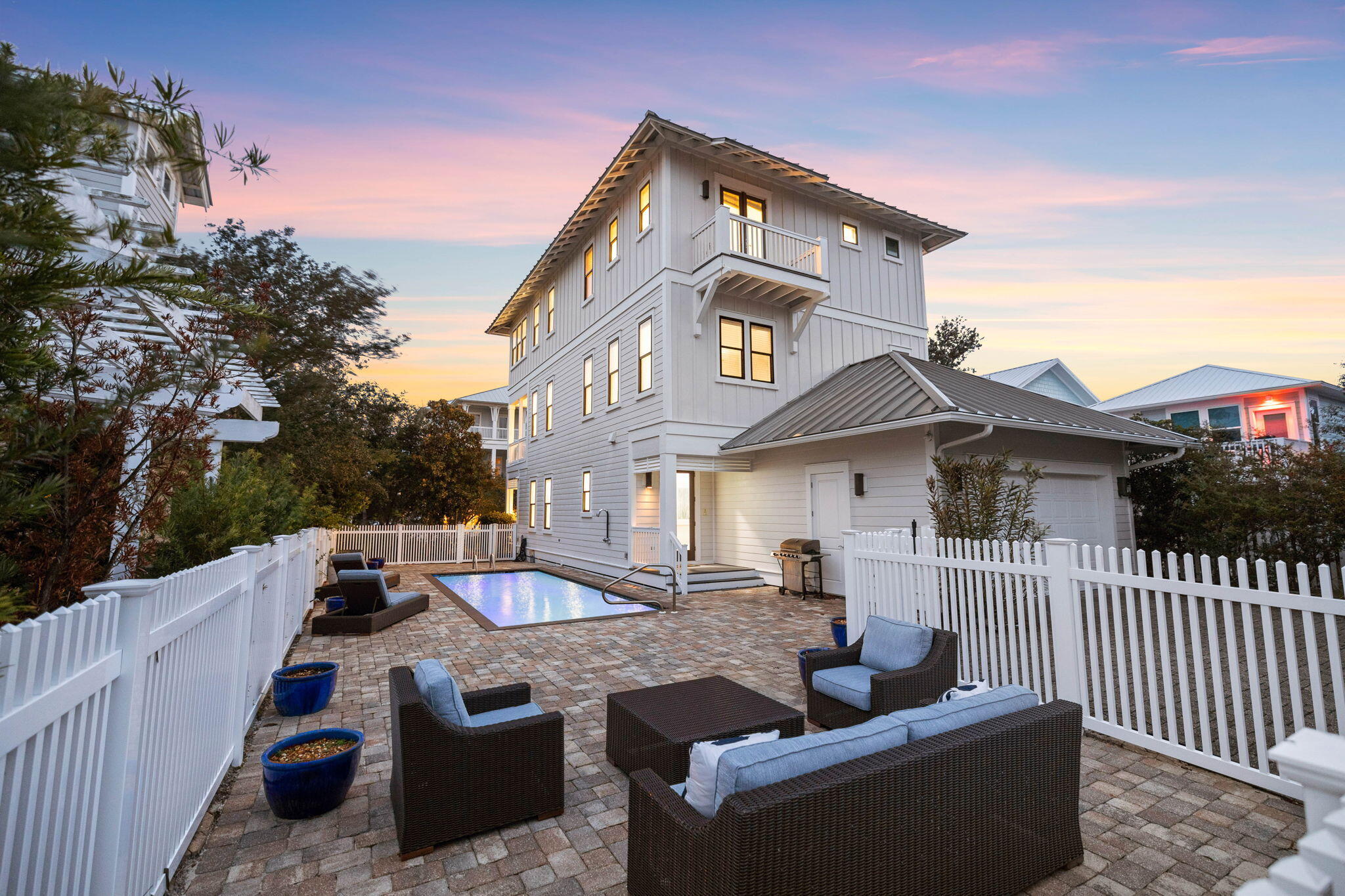 OLD FLORIDA BEACH - Residential