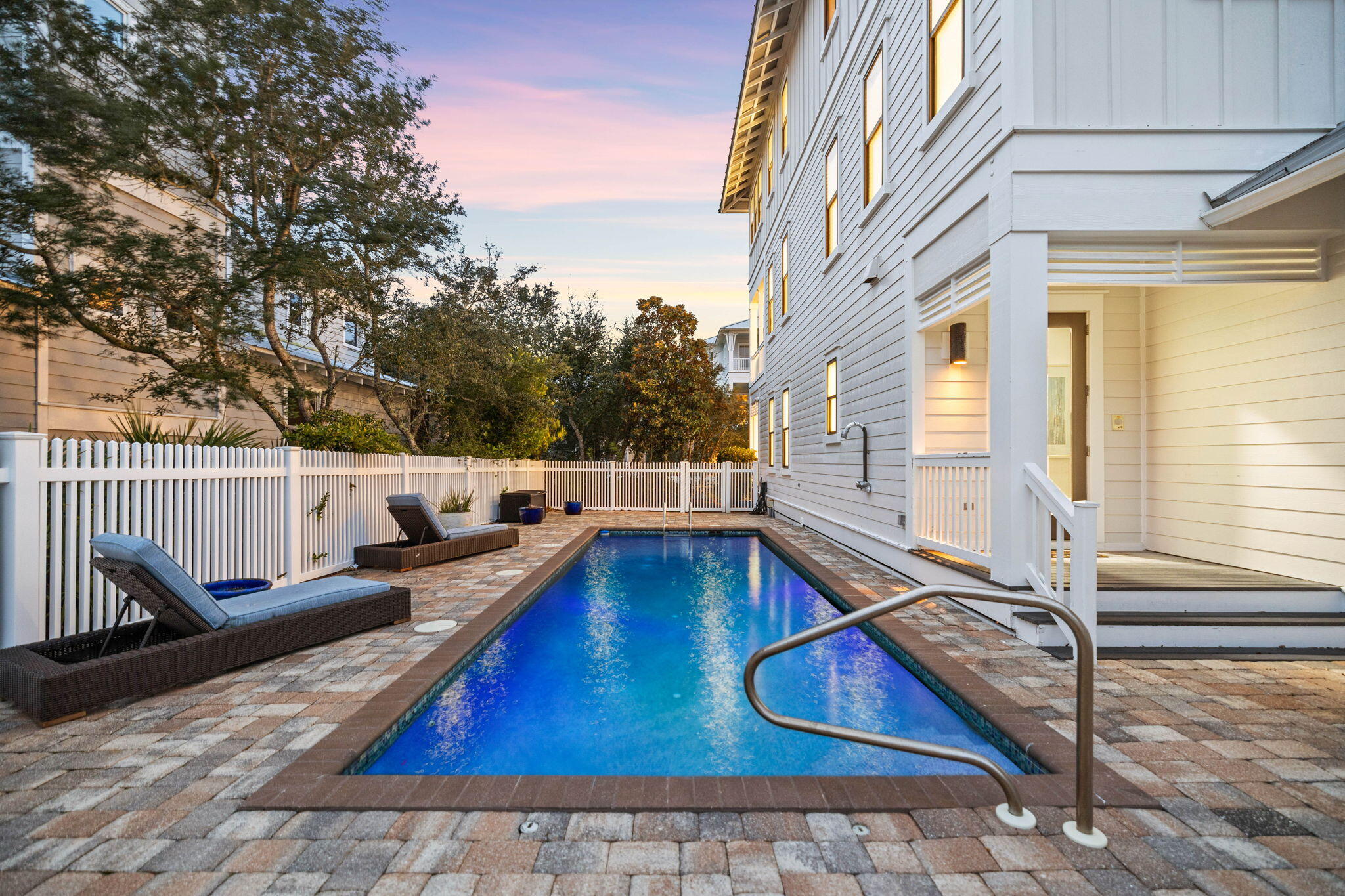 OLD FLORIDA BEACH - Residential