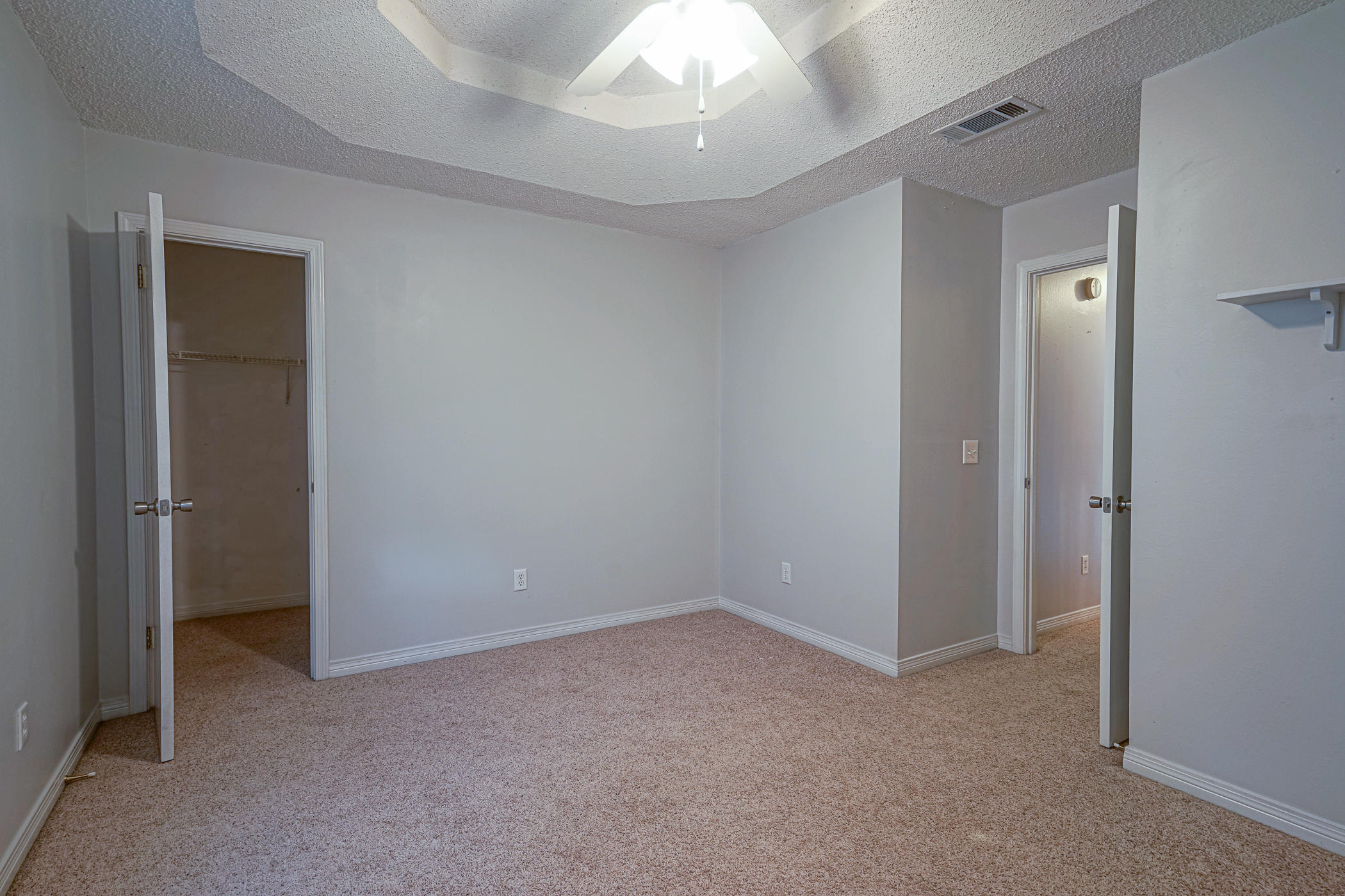 BRISTOL PARK - Residential